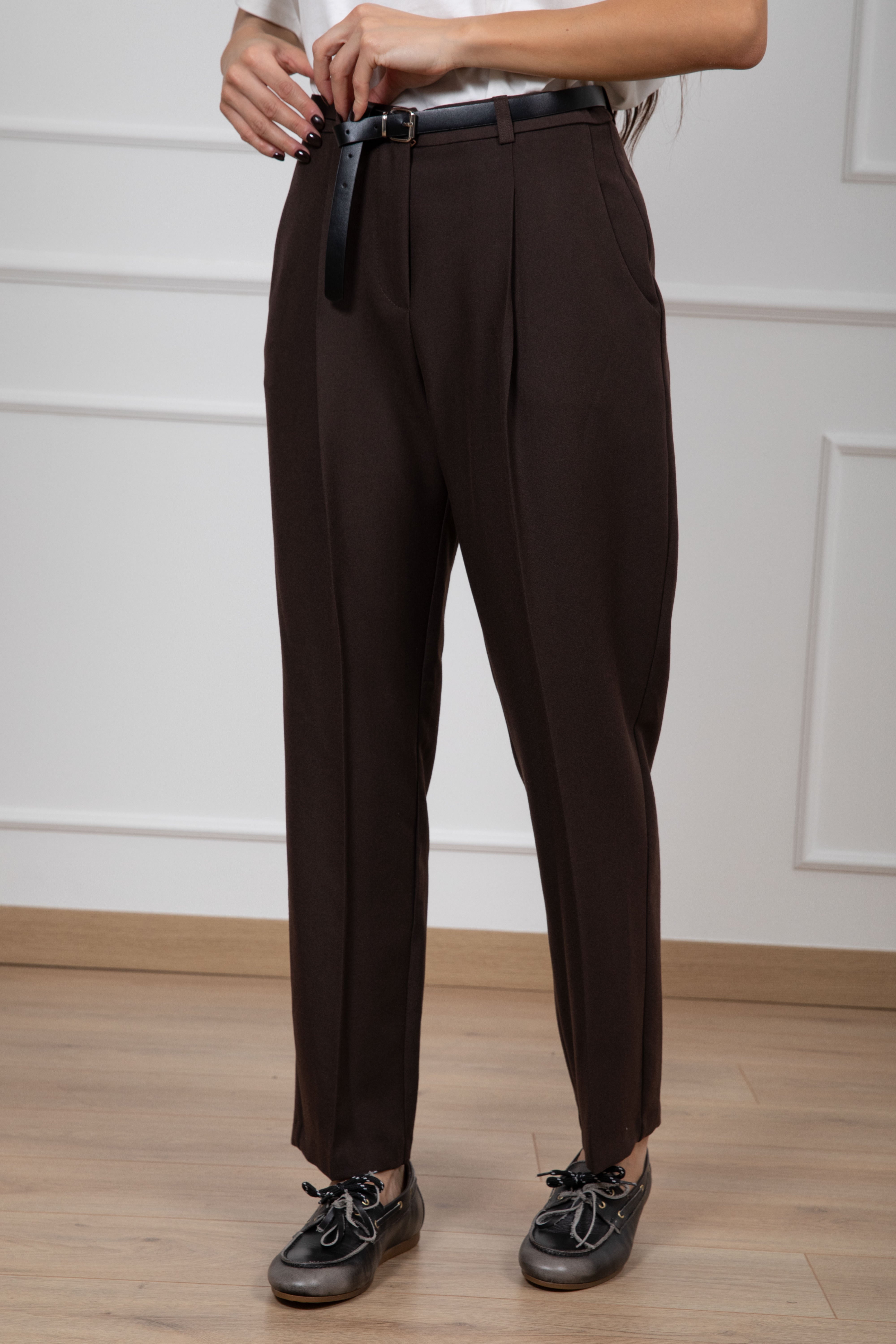 Pantalone gamba dritta con piences Susy Mix