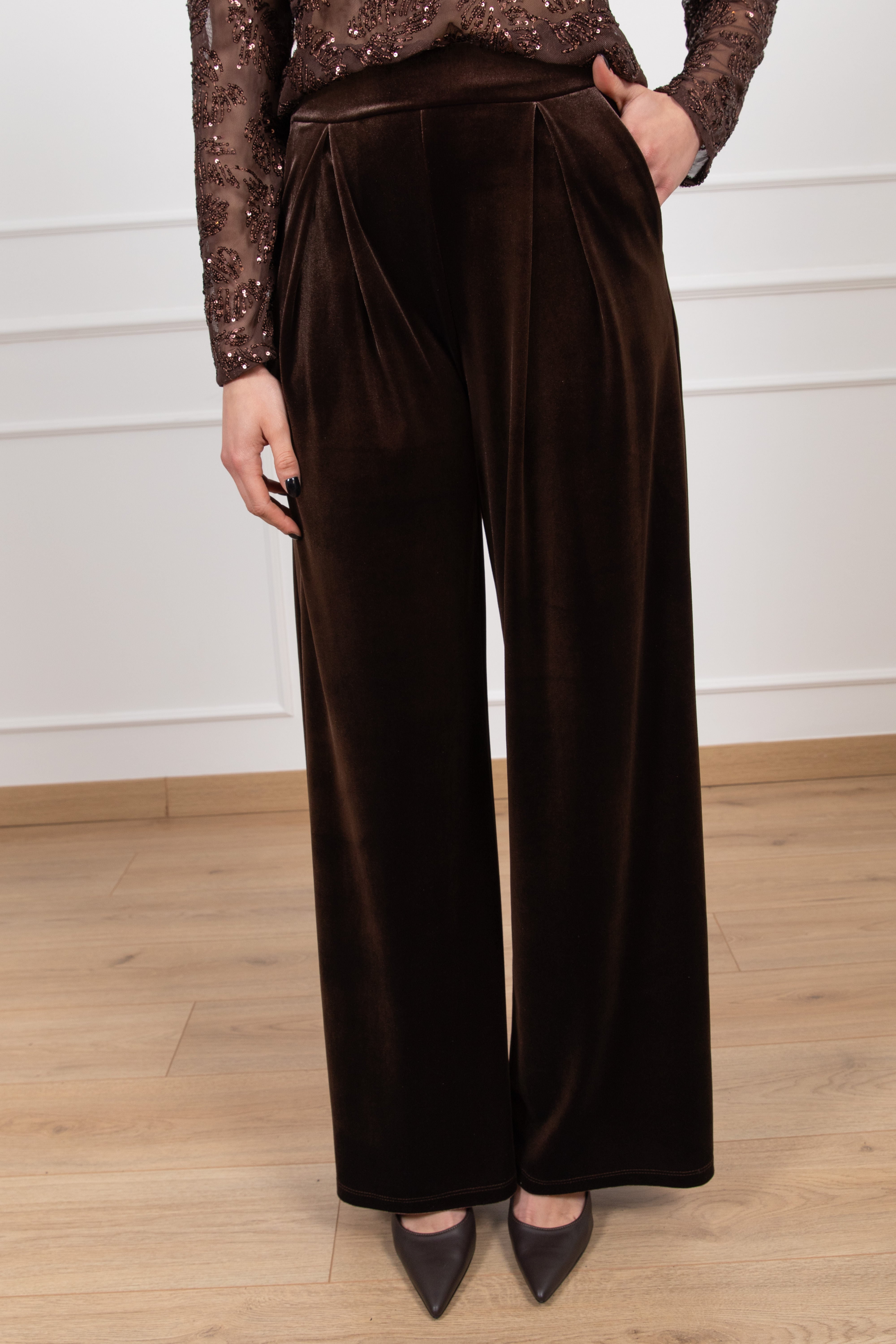 Pantalone in ciniglia con elastico sul retro Tensione IN