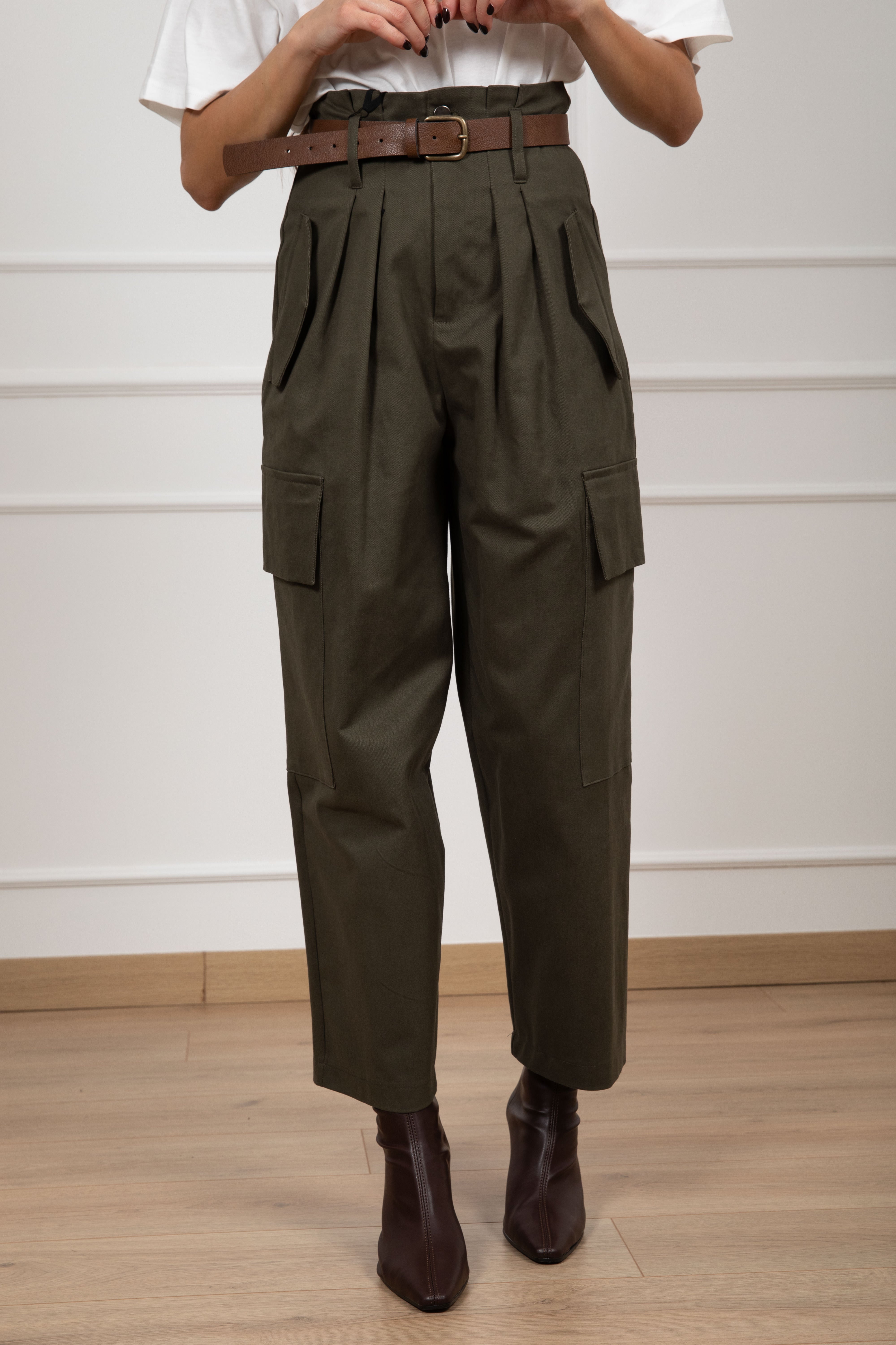 Pantalone cargo con pinces ViCOLO