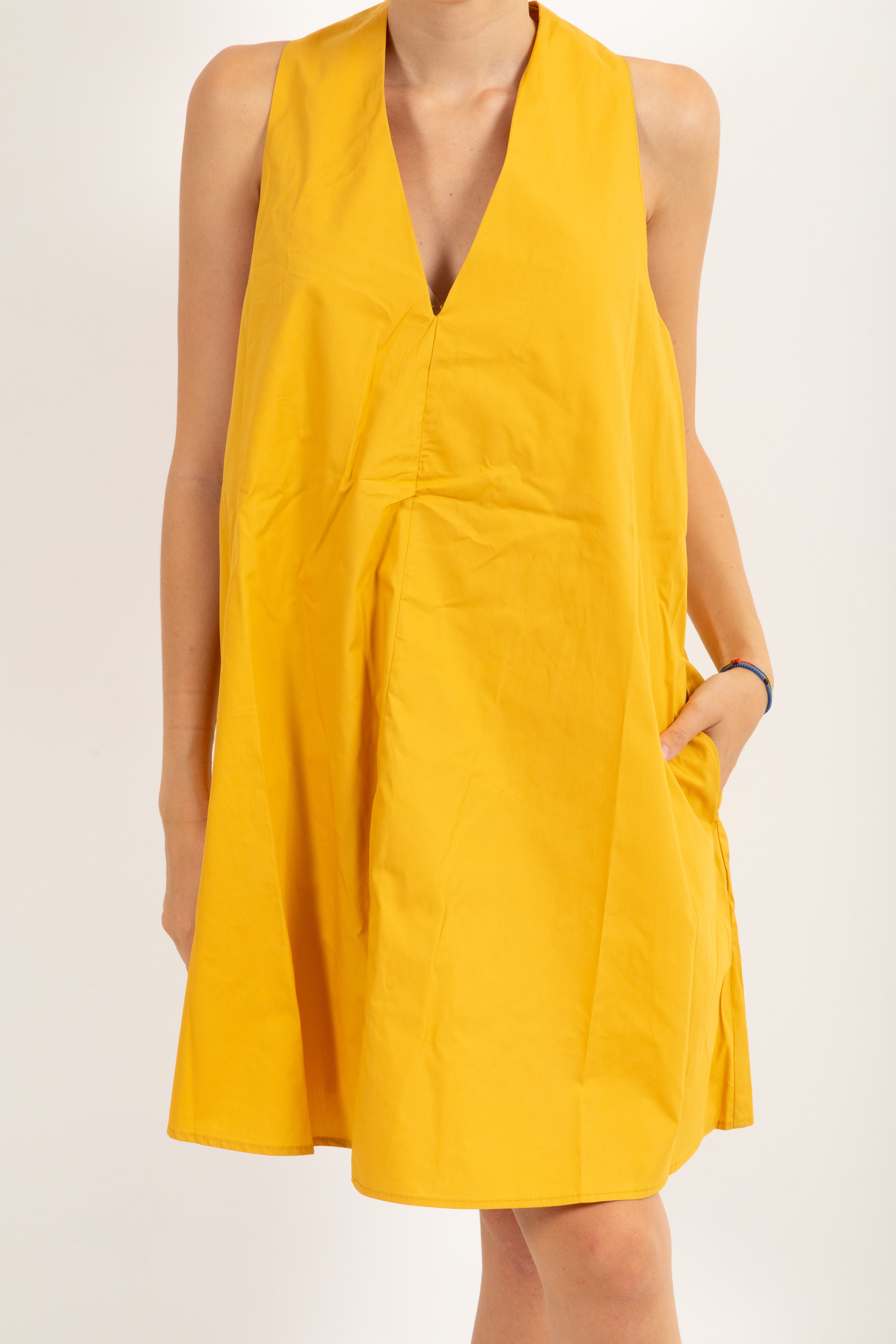 Abito in cotone con scollo a goccia sul retro ViCOLO