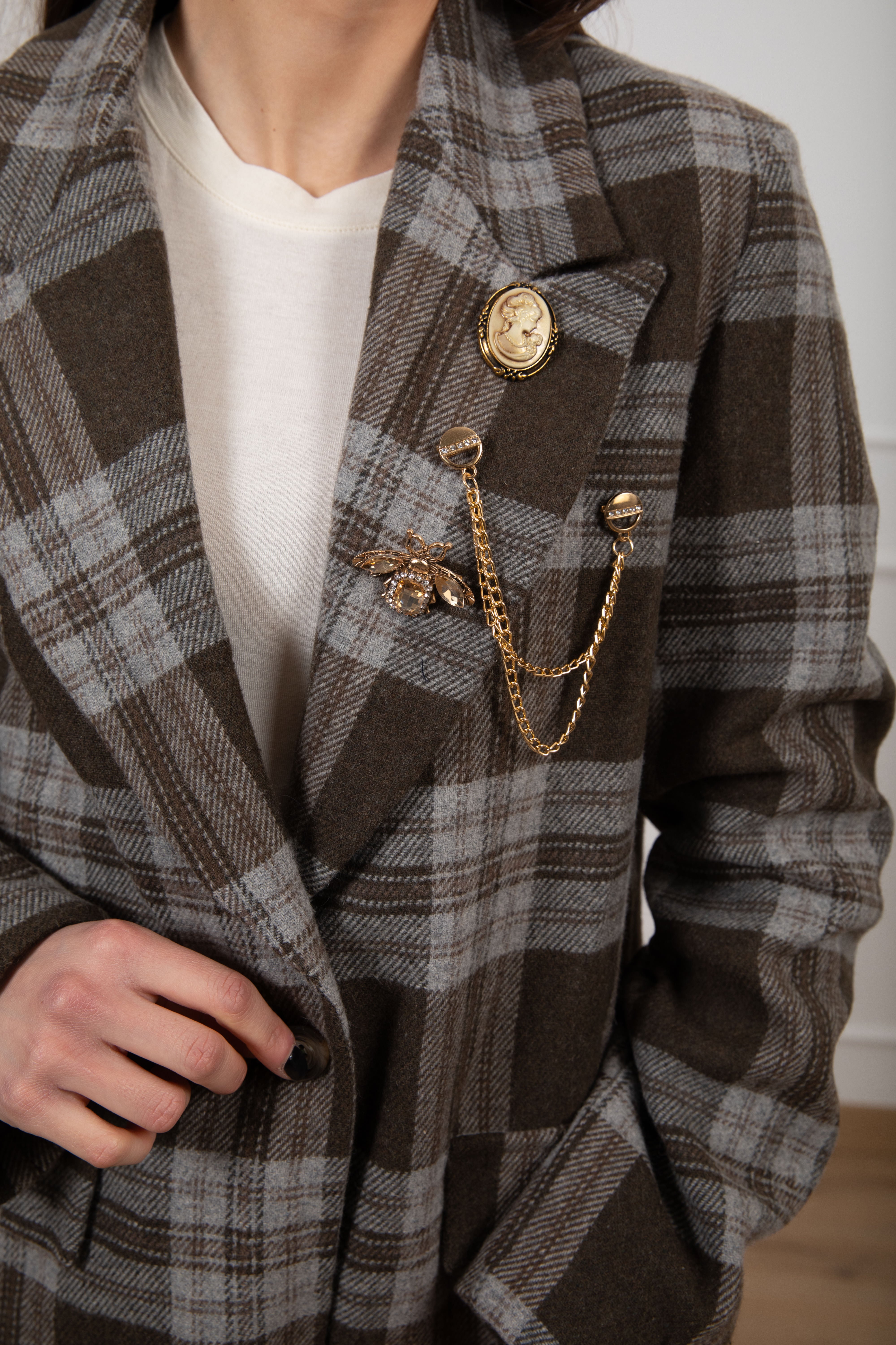 Giacca check militare e grigio con spille ViCOLO