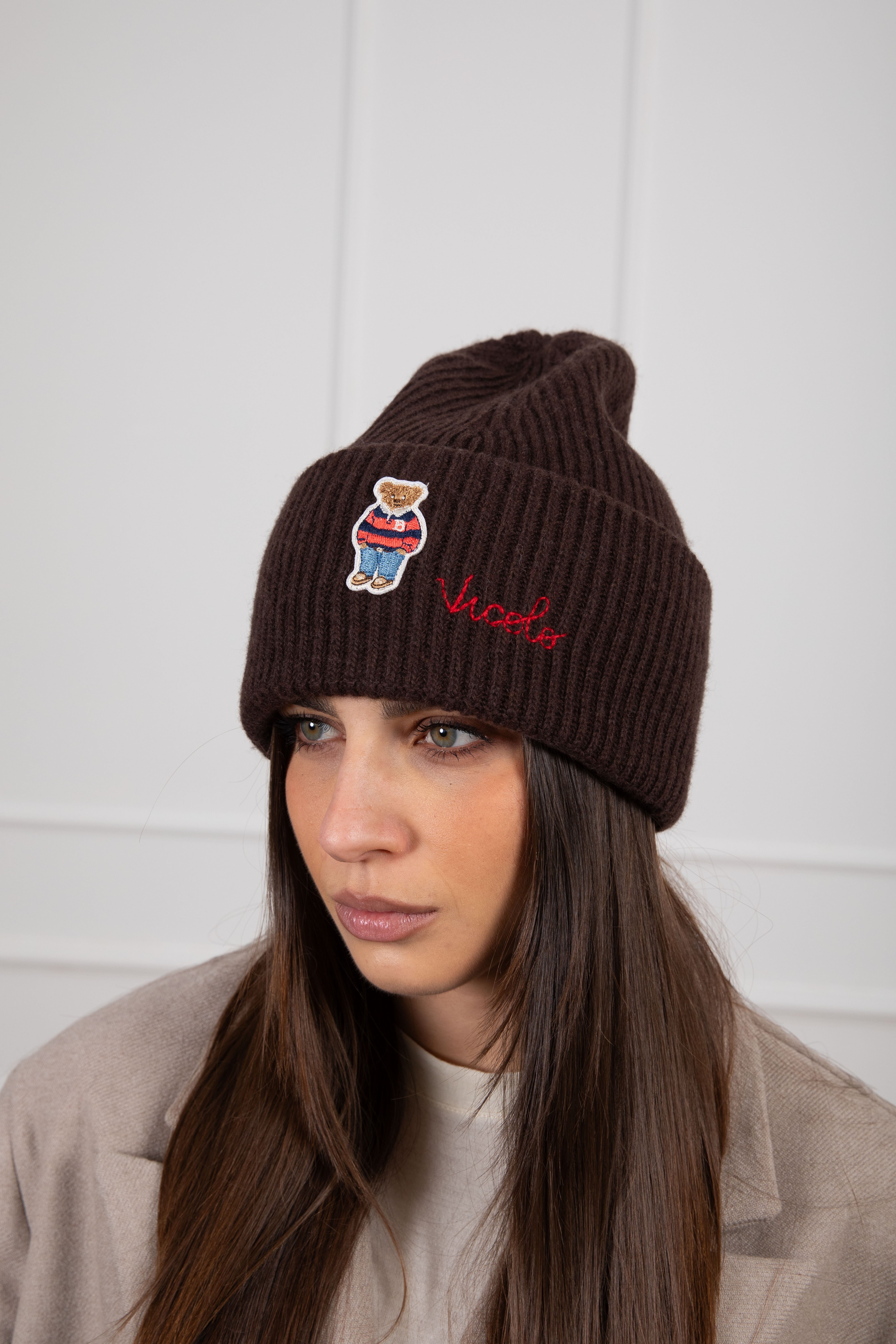 Cappello teddy con logo ricamato Vicolo