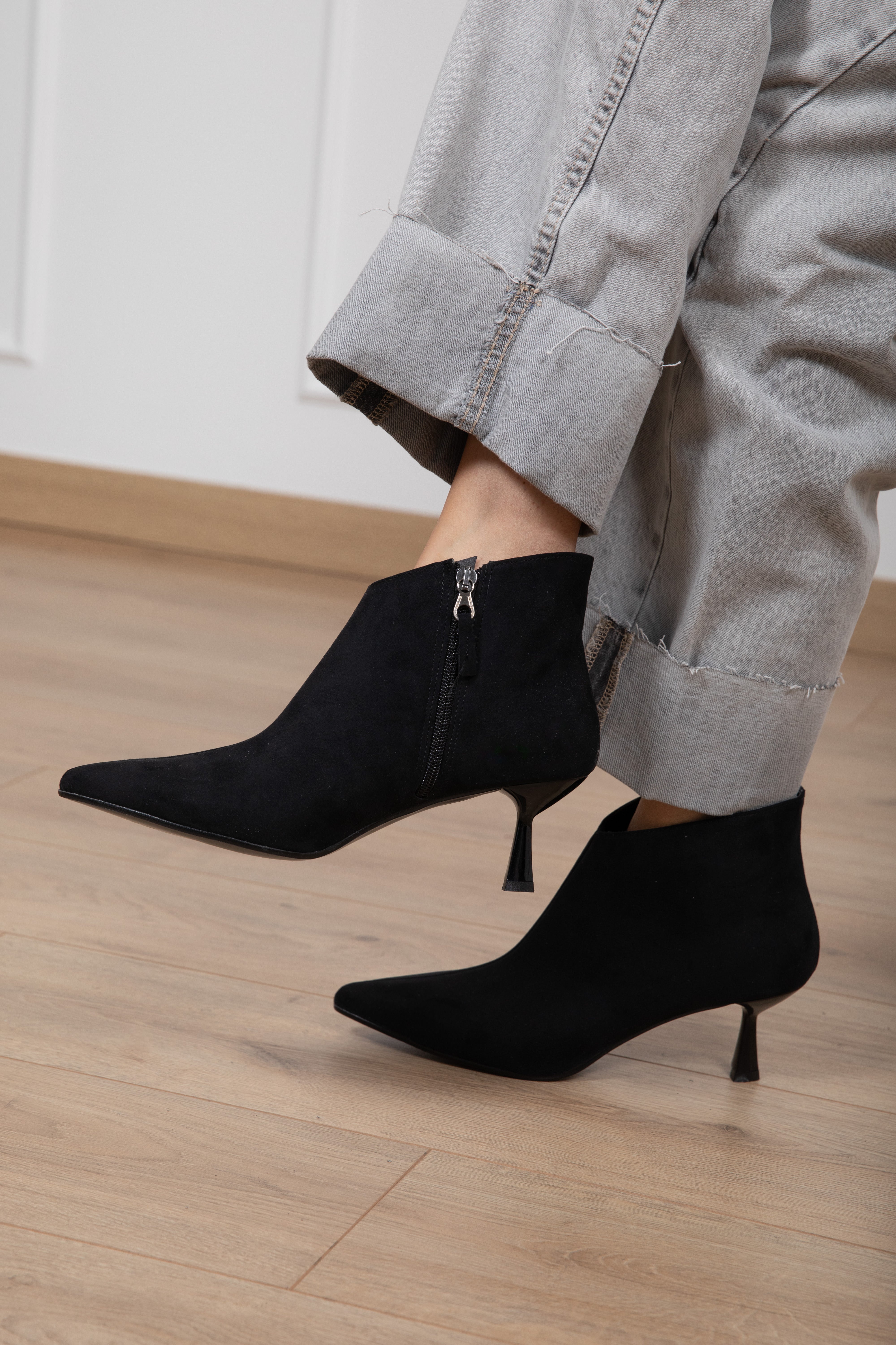 Tronchetto in camoscio Divine Follie