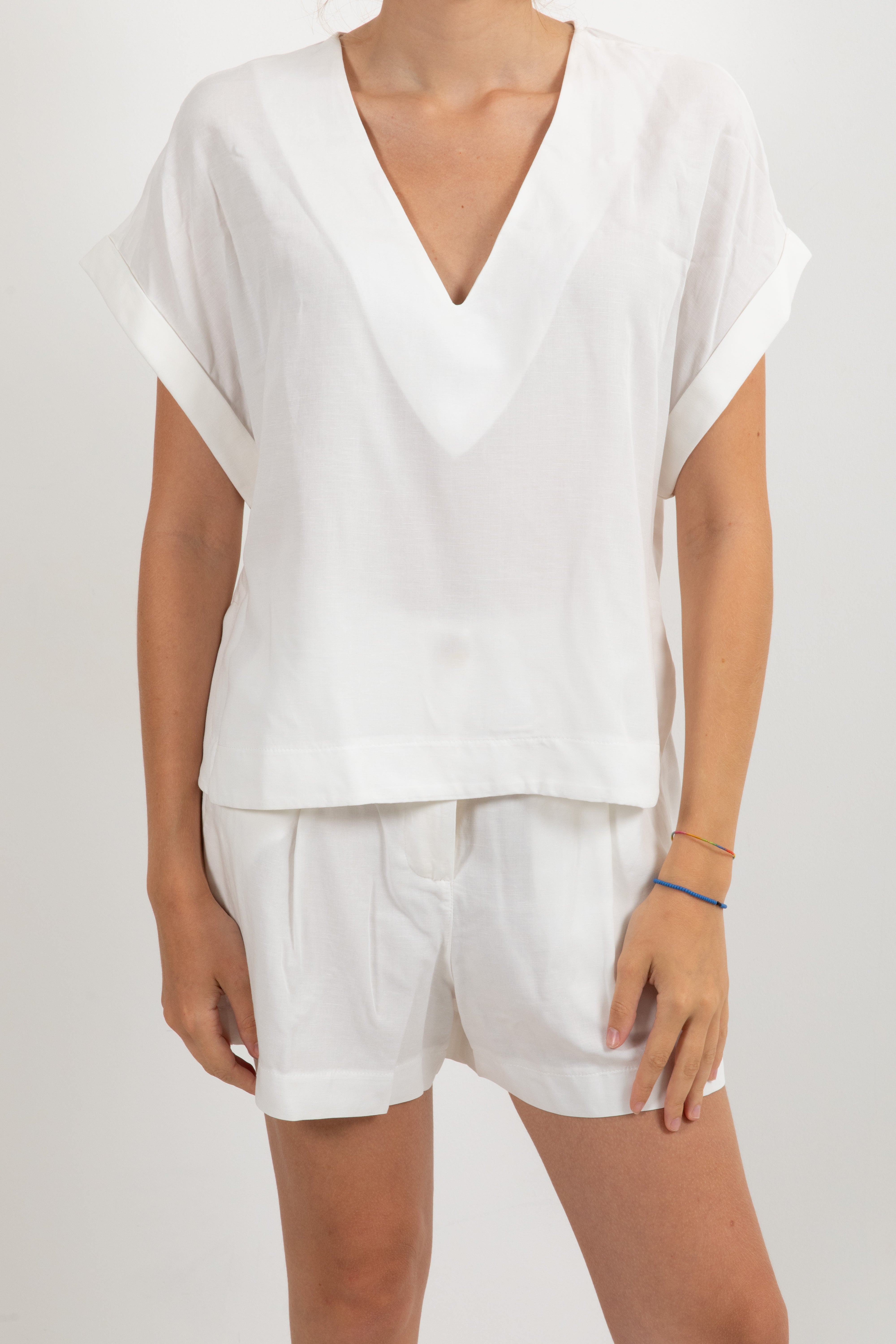 Coordinato blusa scollo a "V" e bermuda Dixie