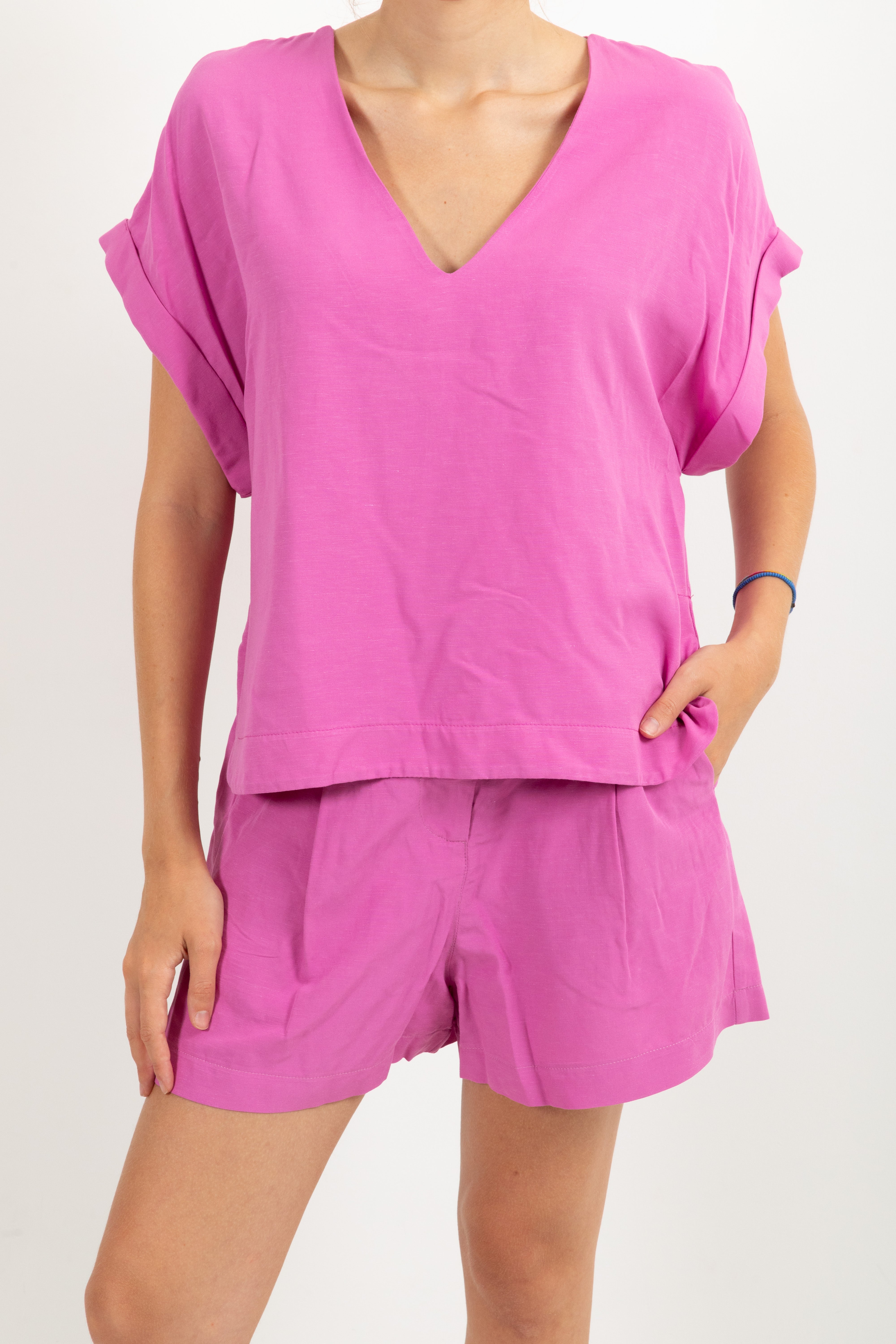 Coordinato blusa scollo a "V" e bermuda Dixie