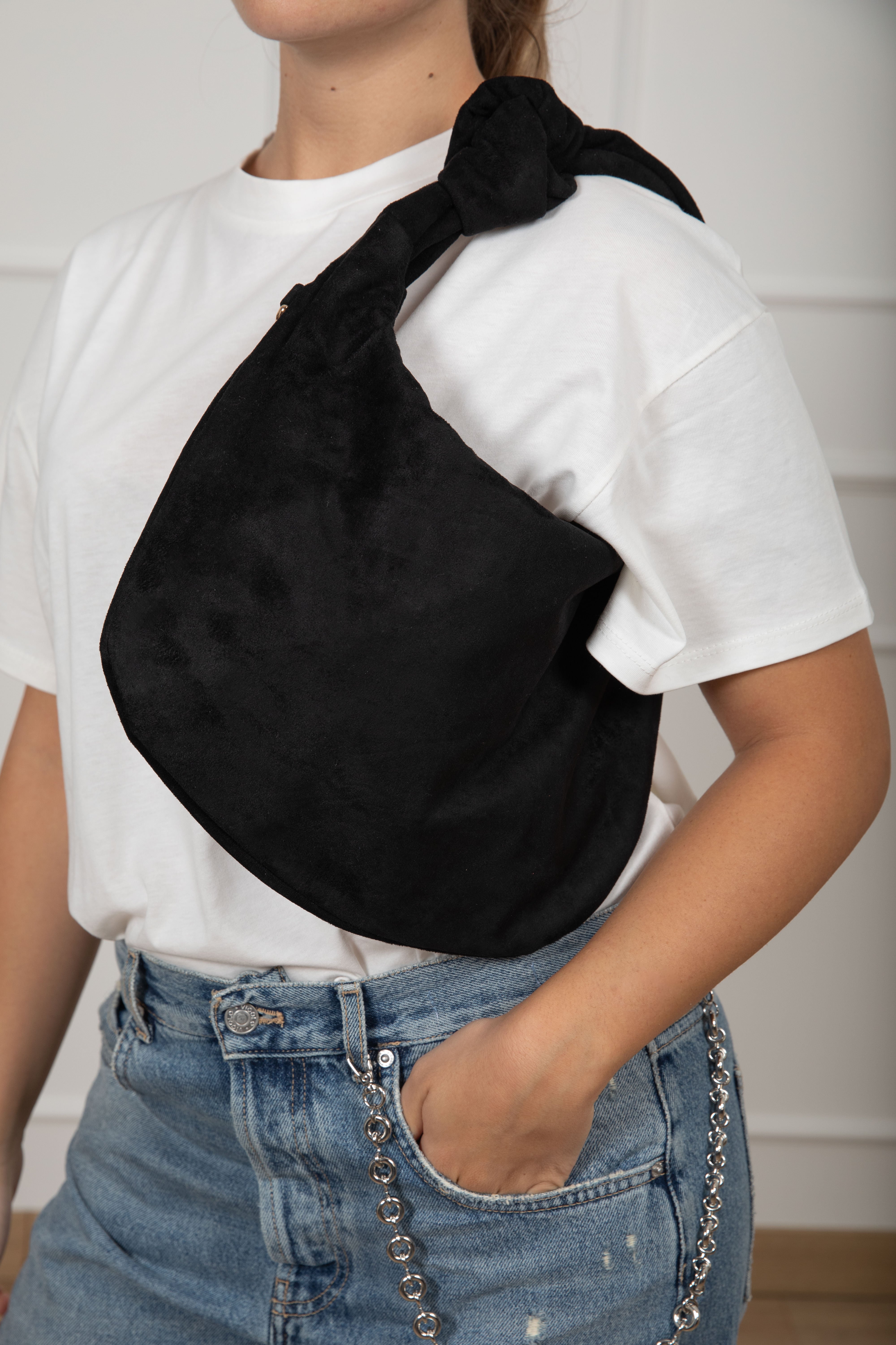 Handbag in eco-camoscio con nodo