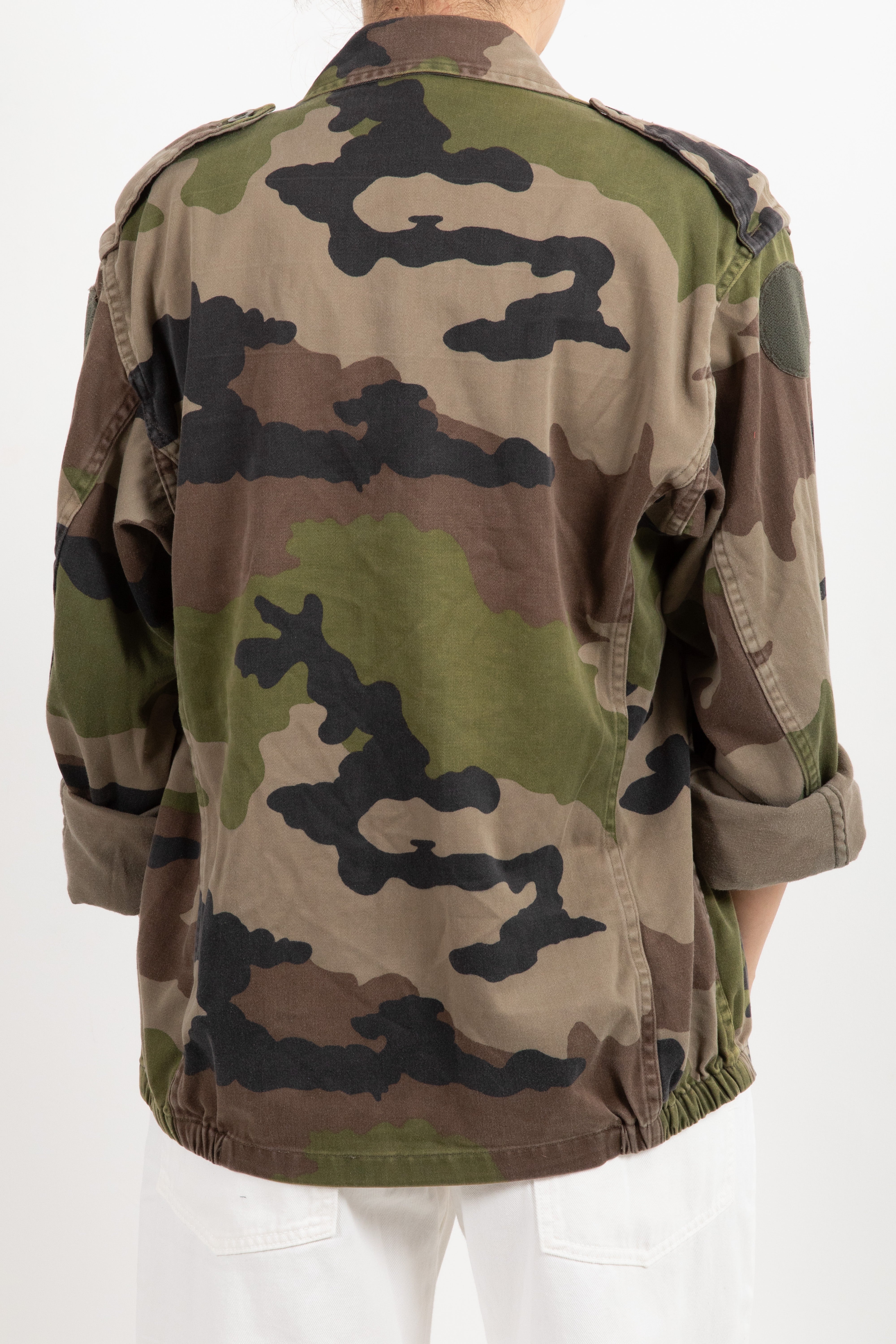 Giacca-parka camouflage con patch ciliegia Tensione IN