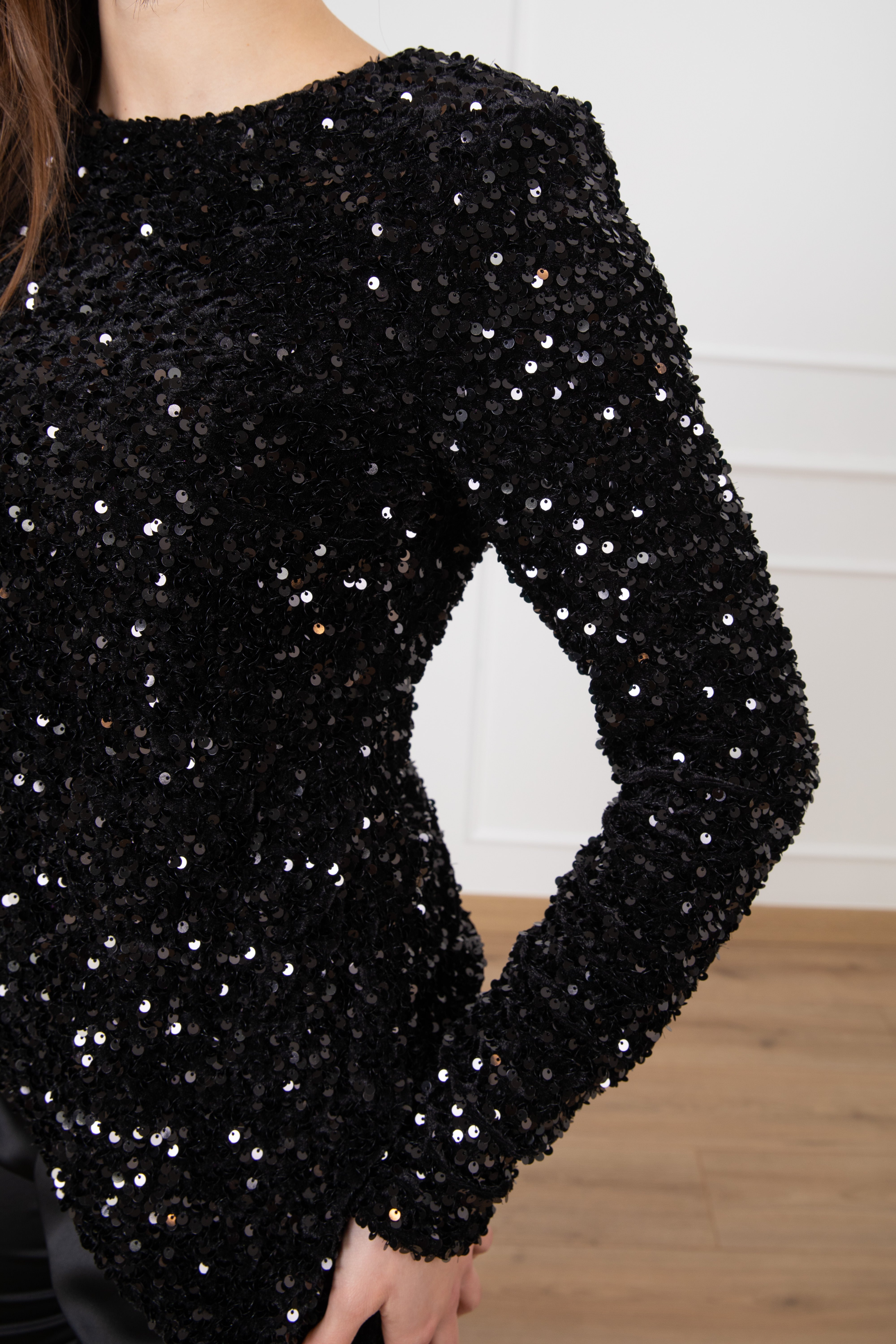 Blusa manica lunga asimmetrica con paillettes e ciniglia Tensione IN