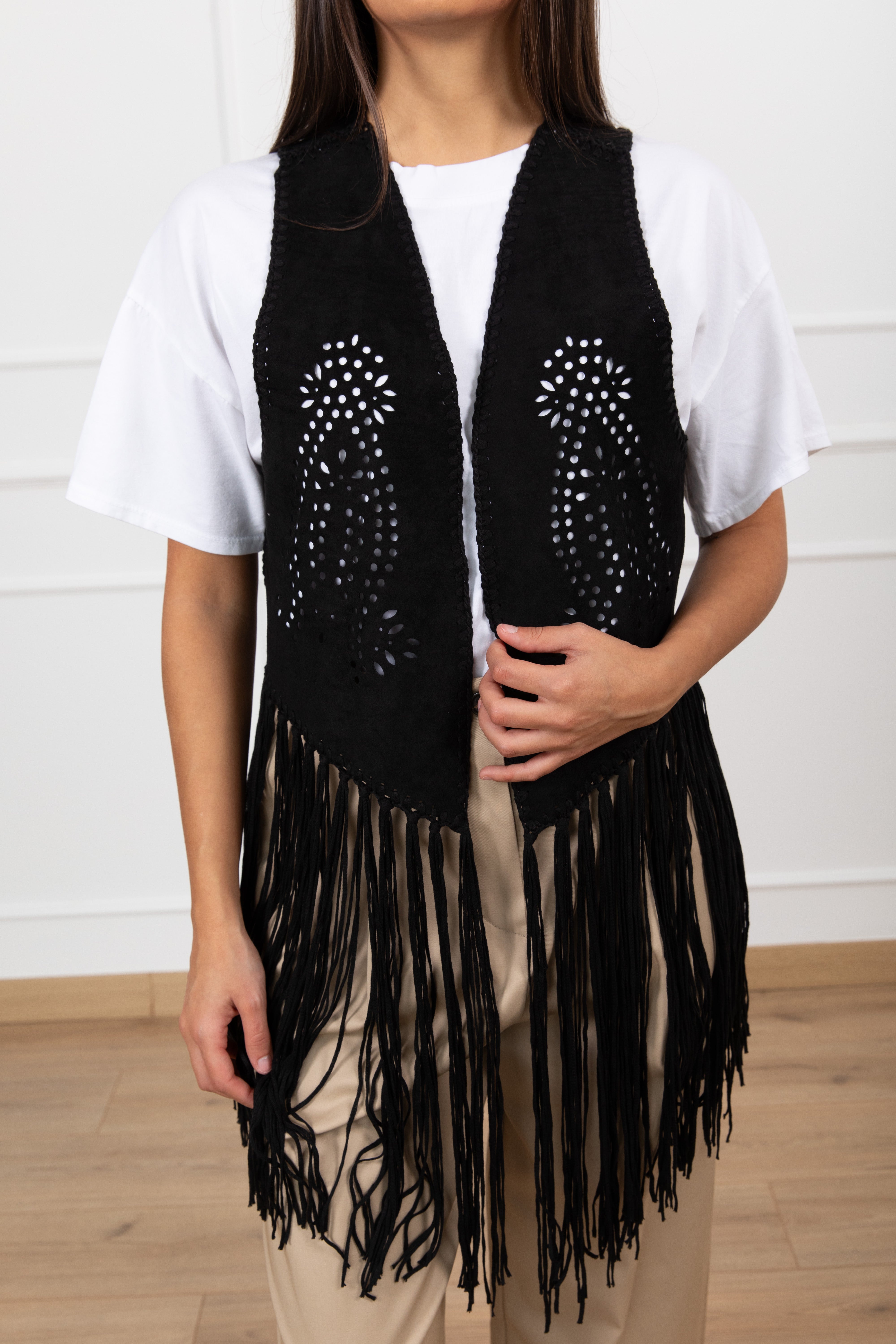 Gilet in eco-camoscio con frange ViCOLO