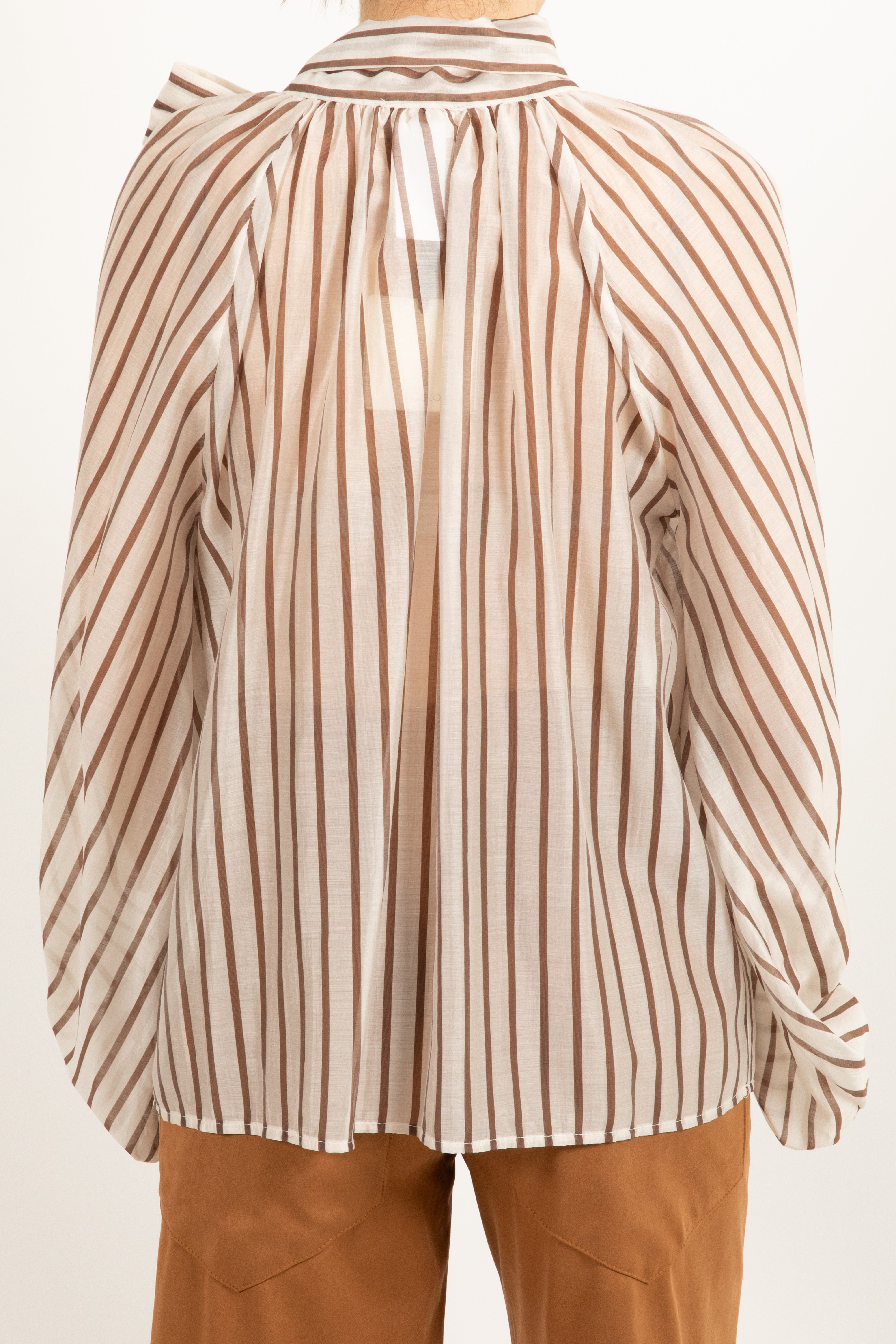 Blusa riga marrone con fiocco ViCOLO