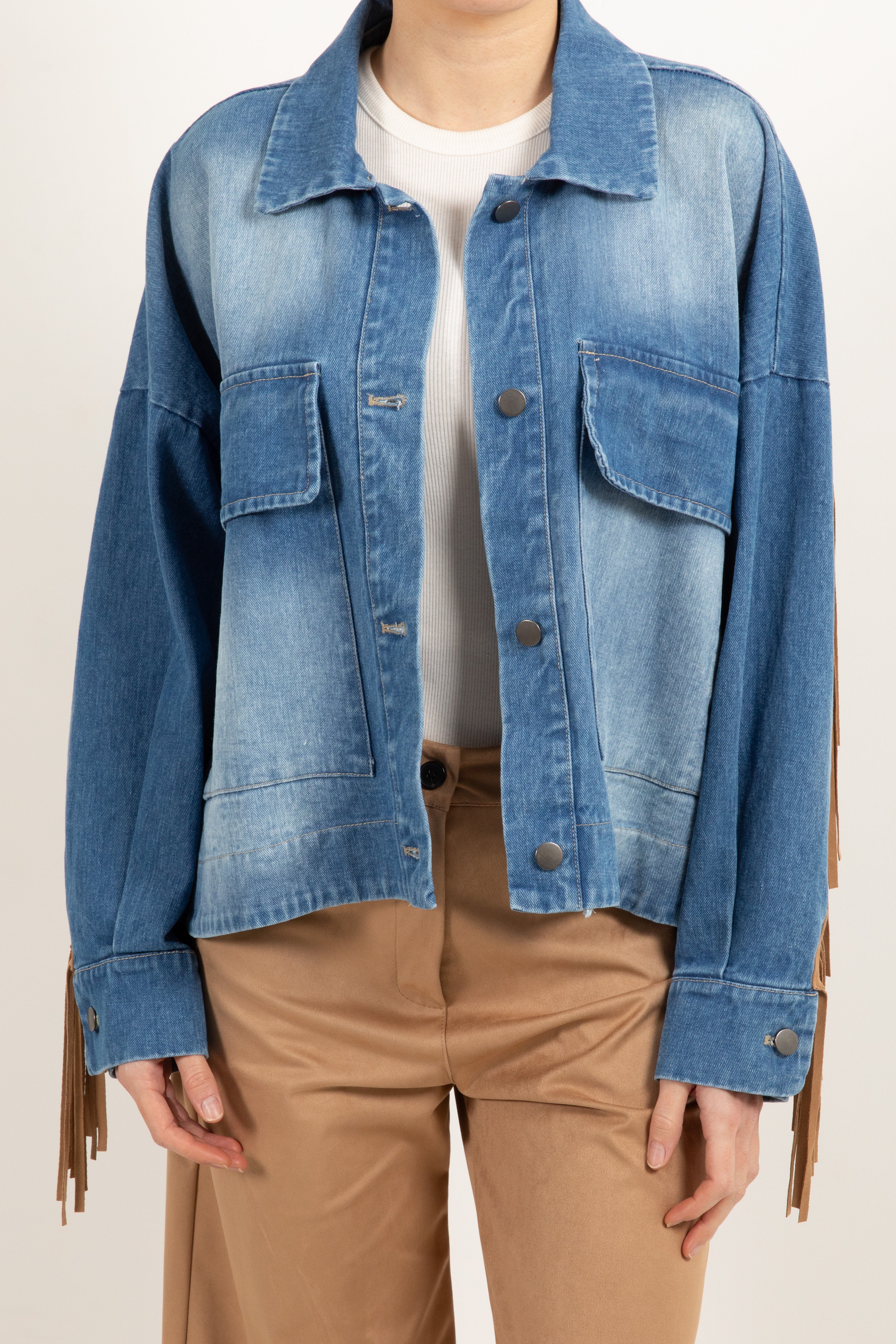 Giacca jeans con frange in eco-camoscio ViCOLO