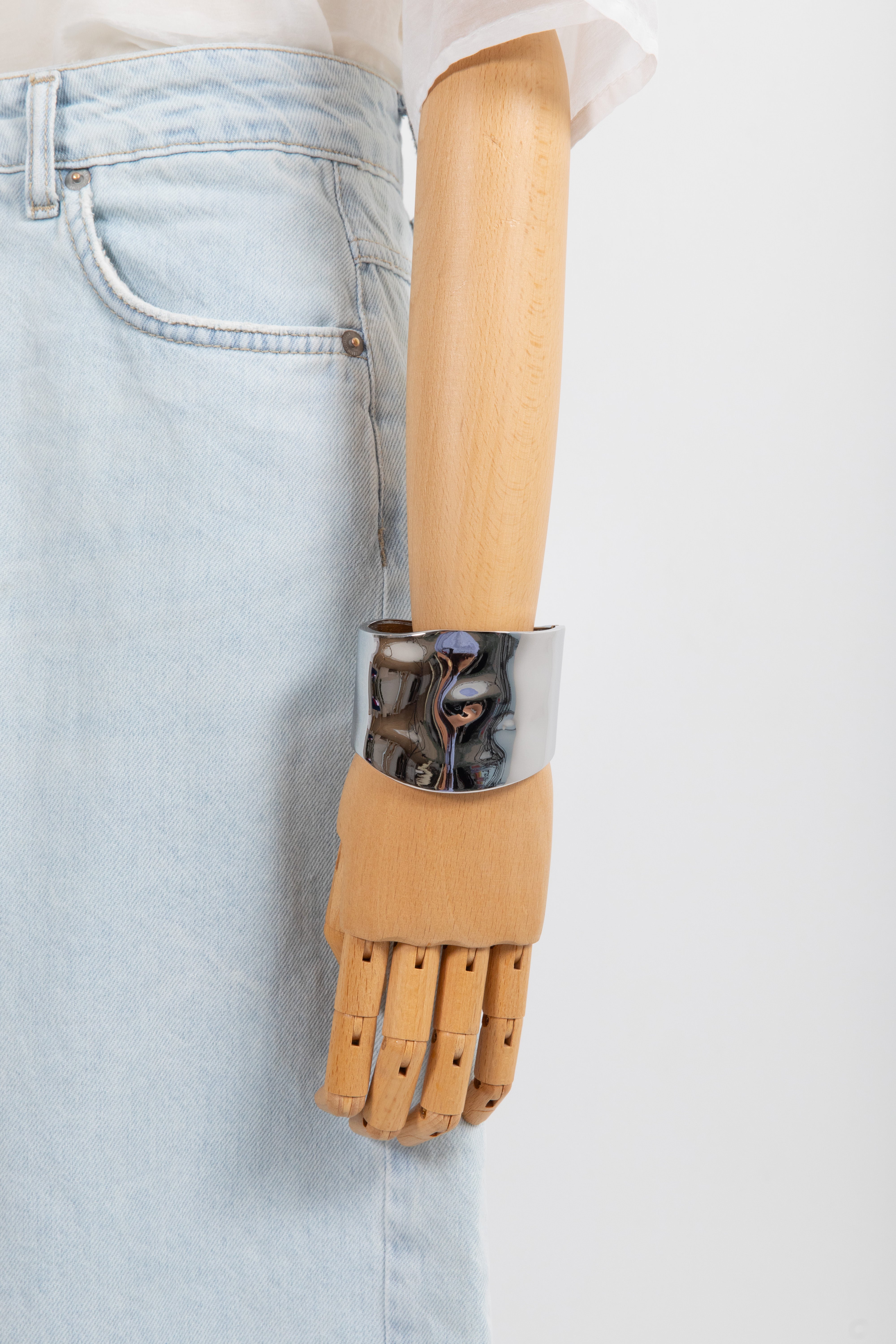 Bracciale lucido basso asimmetrico