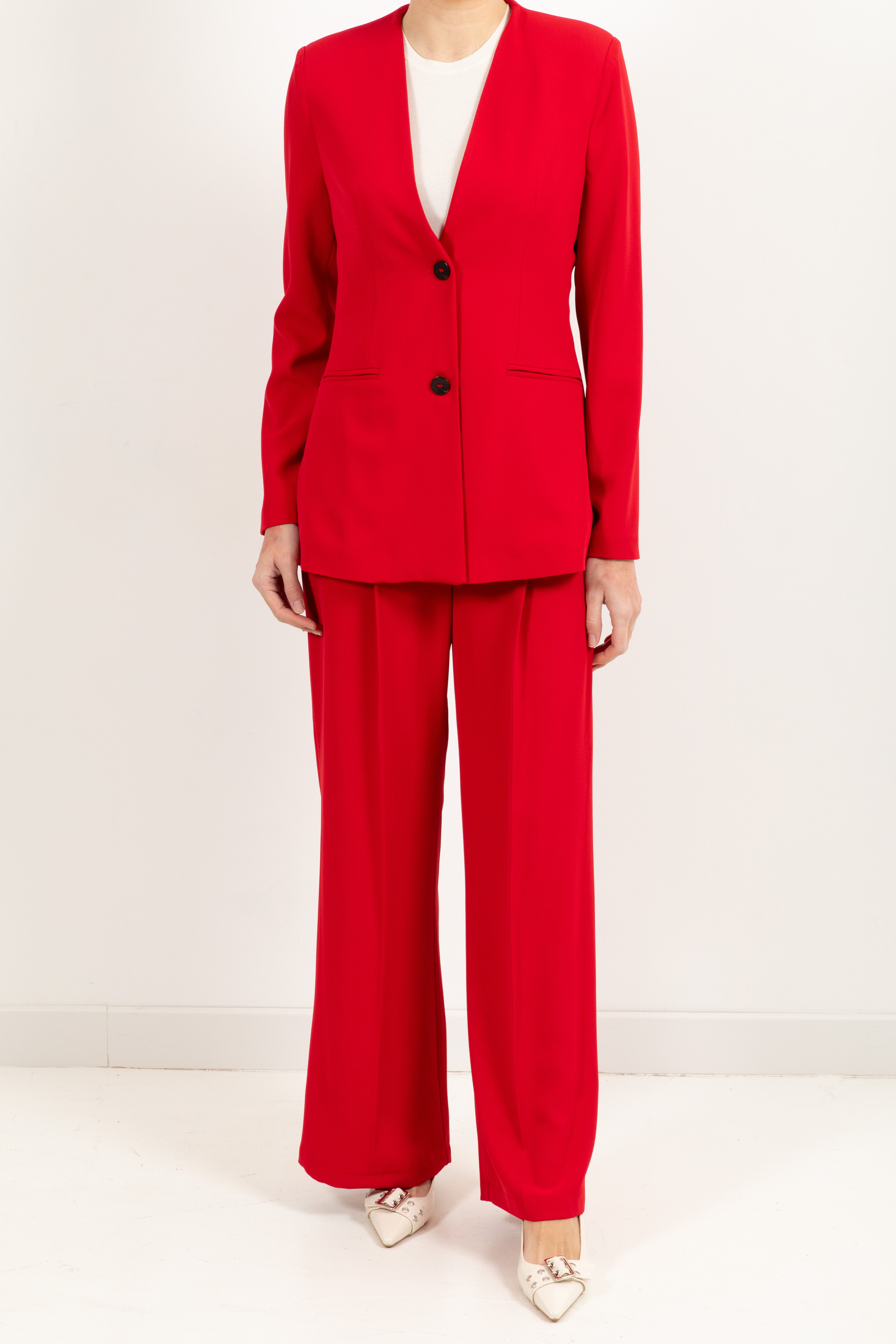 Tailleur tessuto fluido giacca scollo a "V" e pantalone con pinces Susy Mix