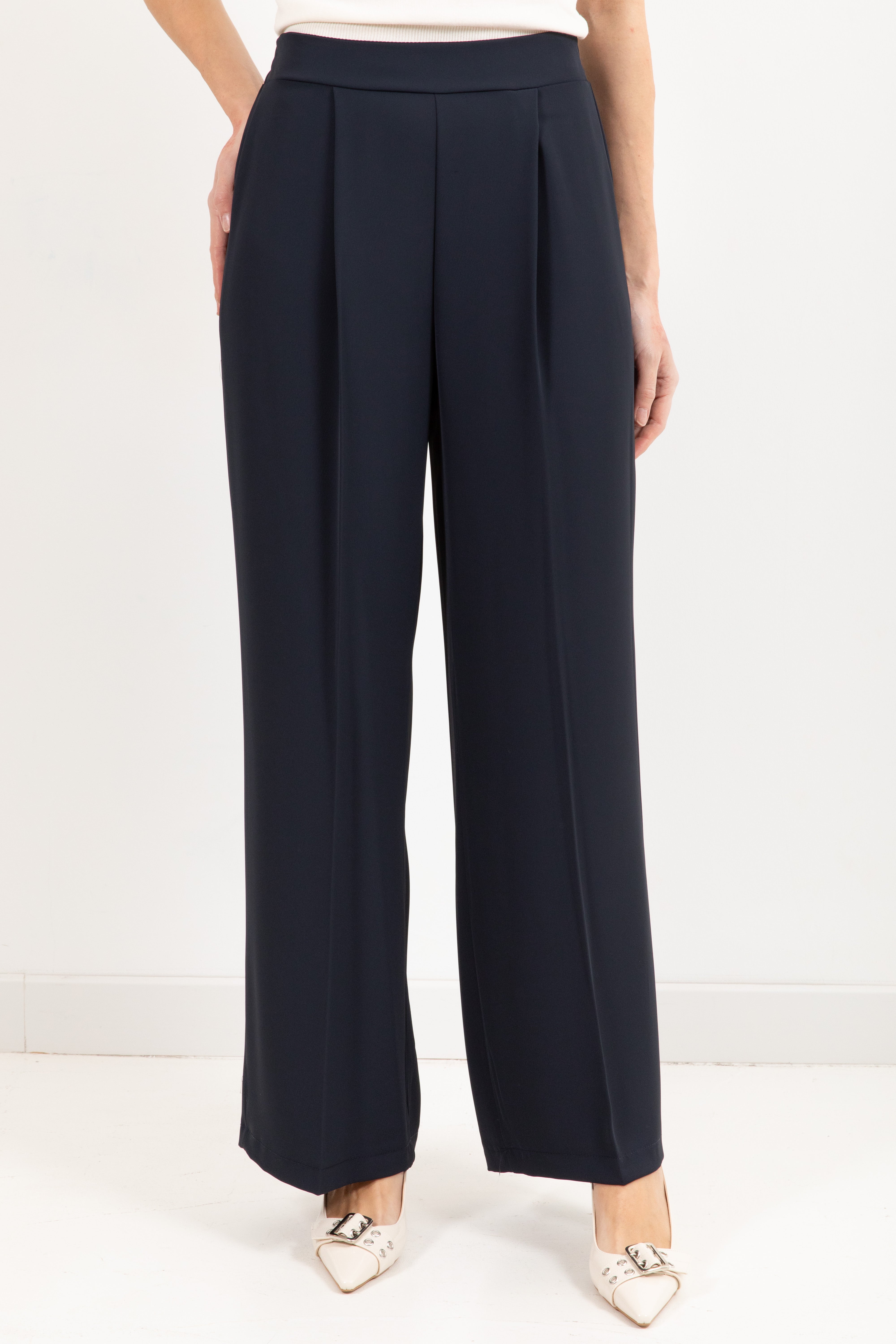 Tailleur tessuto fluido giacca scollo a "V" e pantalone con pinces Susy Mix