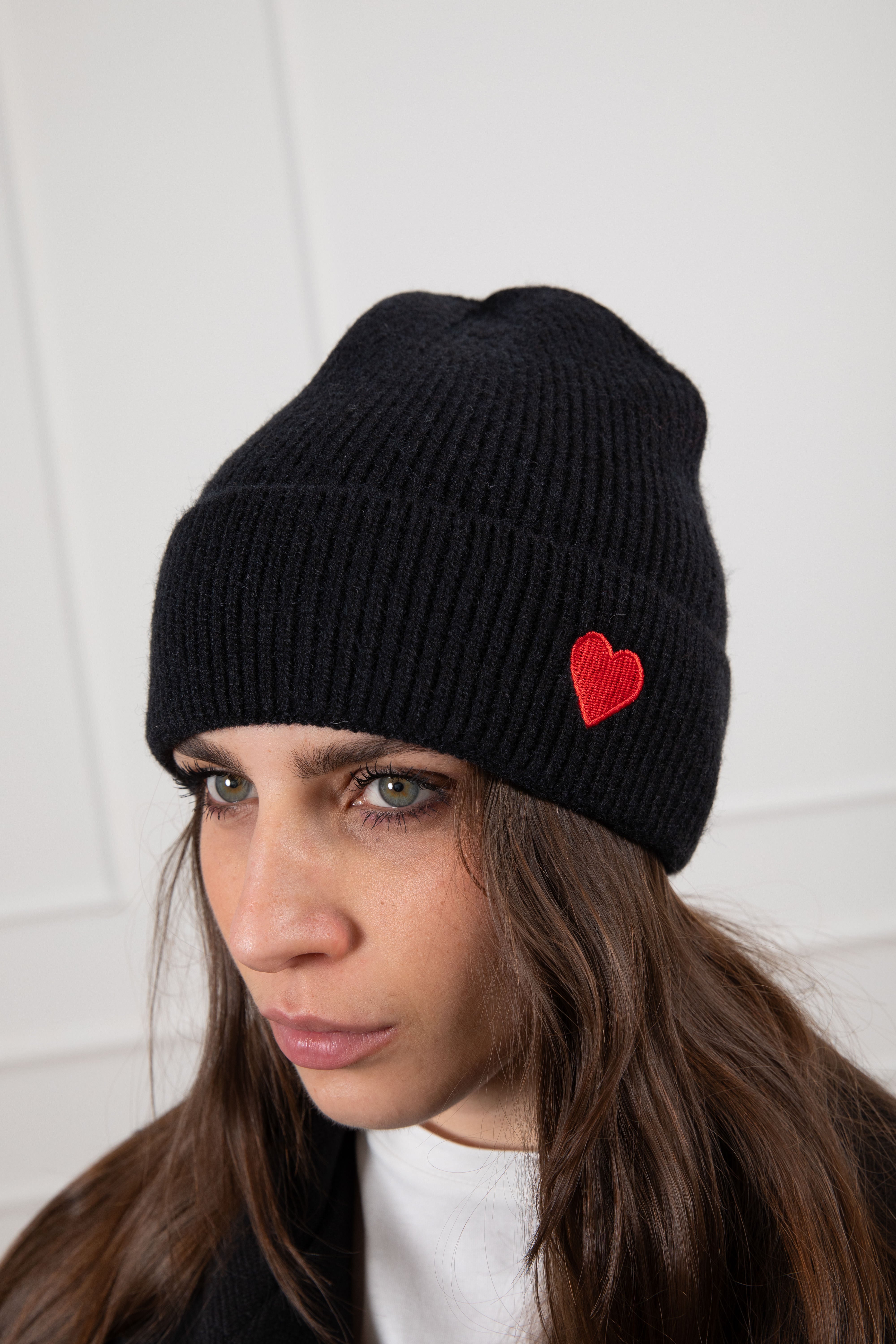 Cappello con ricamo cuore Susy Mix