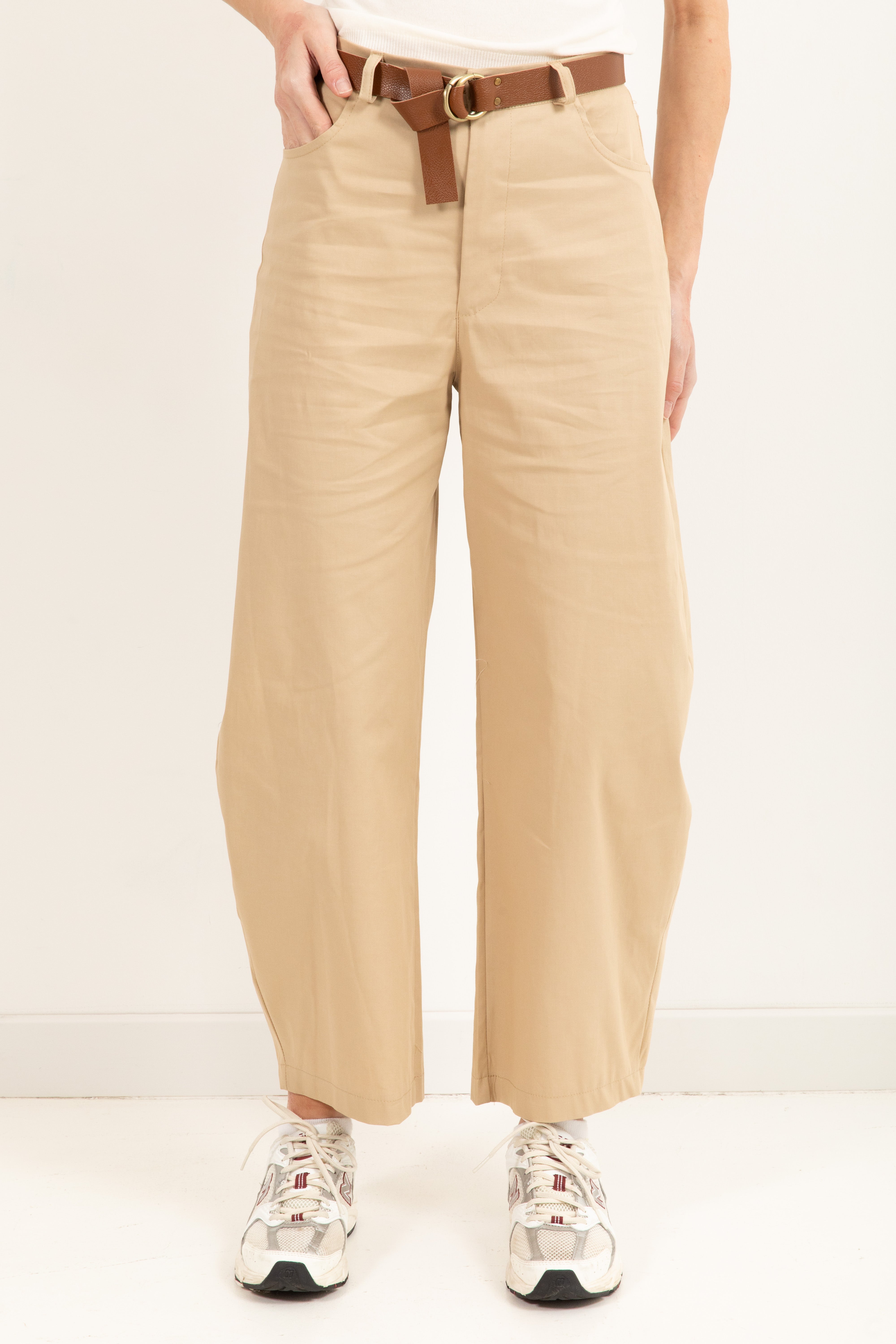Pantalone a ovetto con cintura ViCOLO