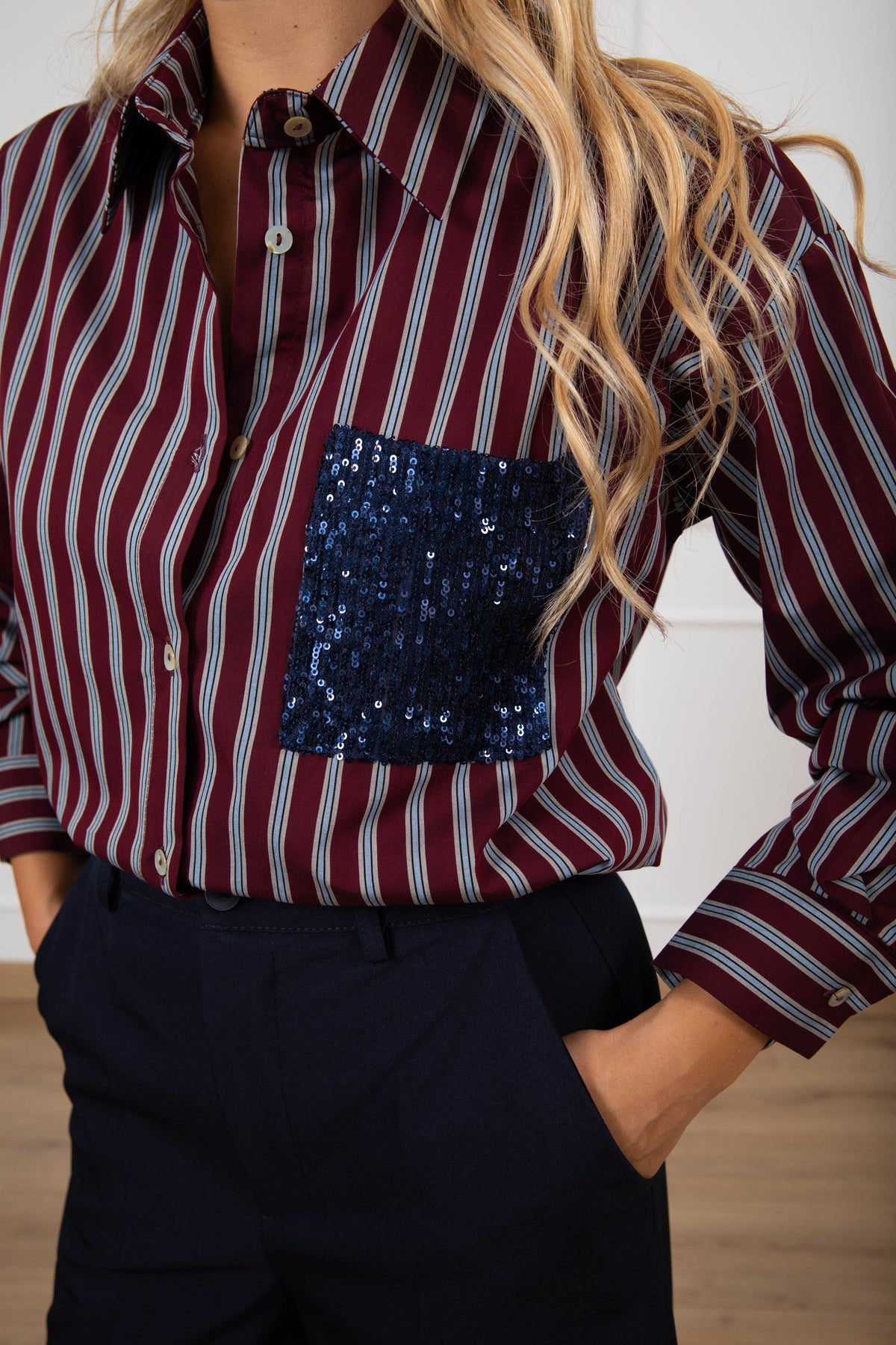 Camicia over-size a righe con tasca paillettes Susy Mix