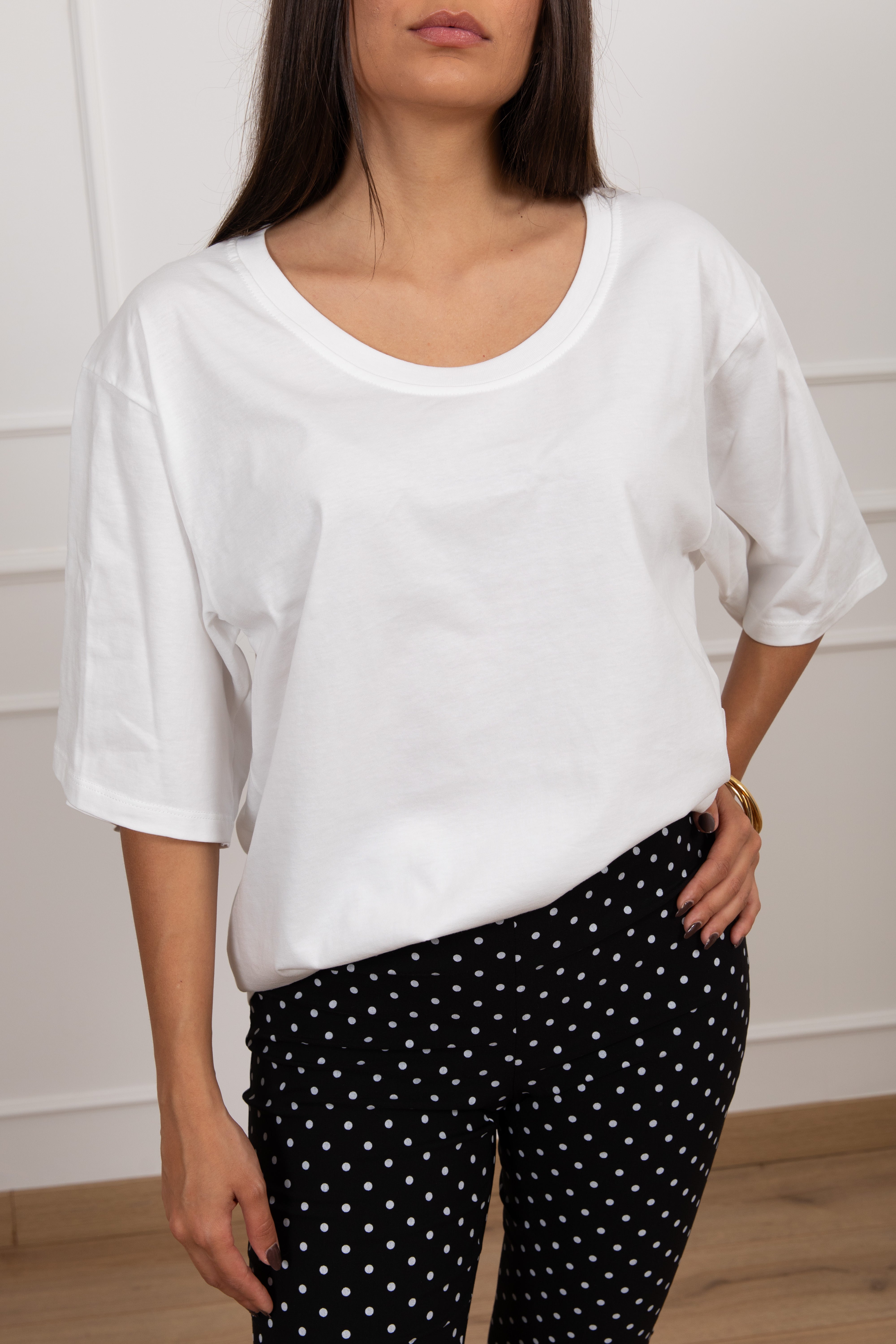 T-shirt scollo a "U" ViCOLO