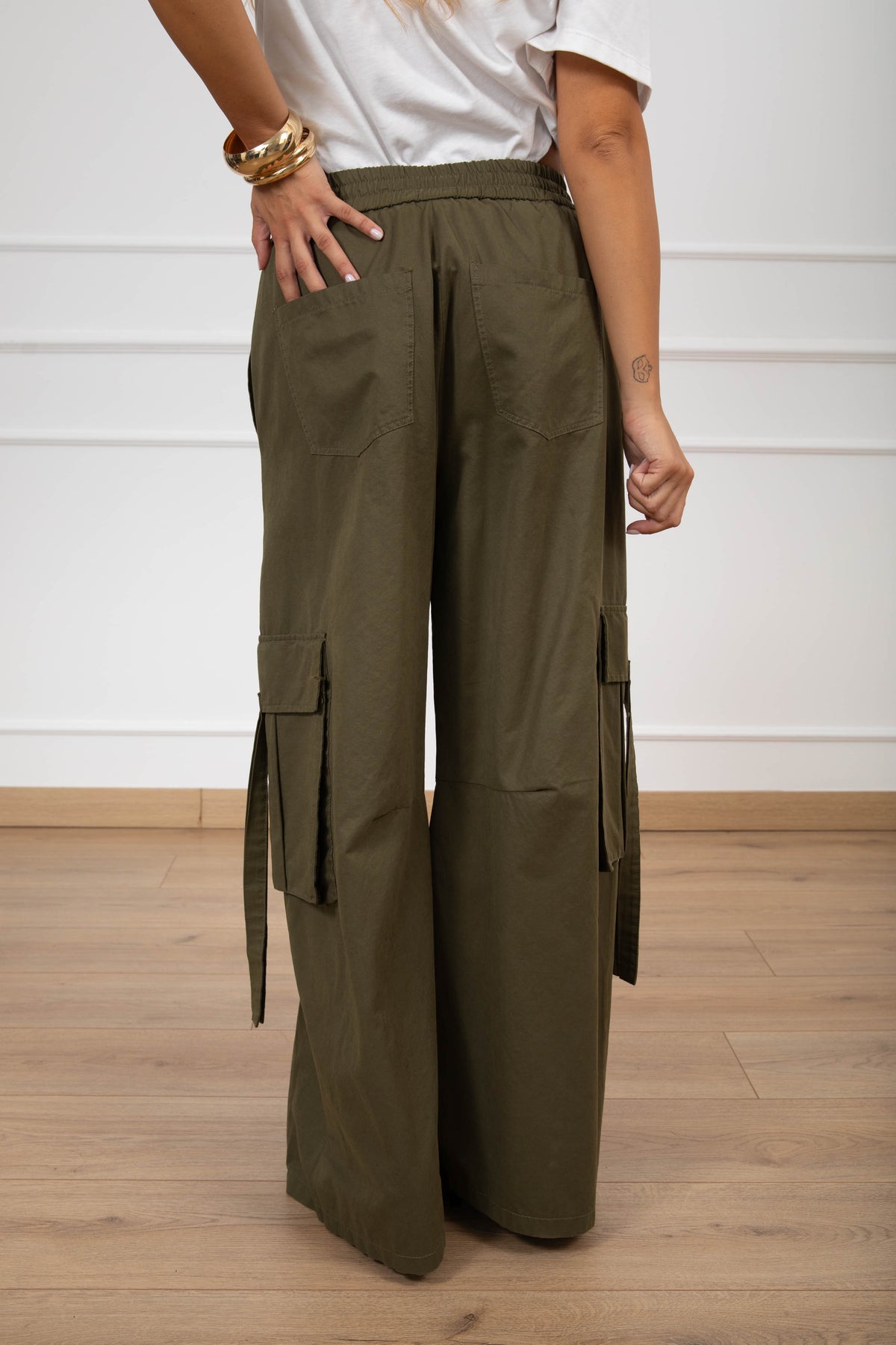 Pantalone cargo in cupro con elastico variante militare Tensione IN
