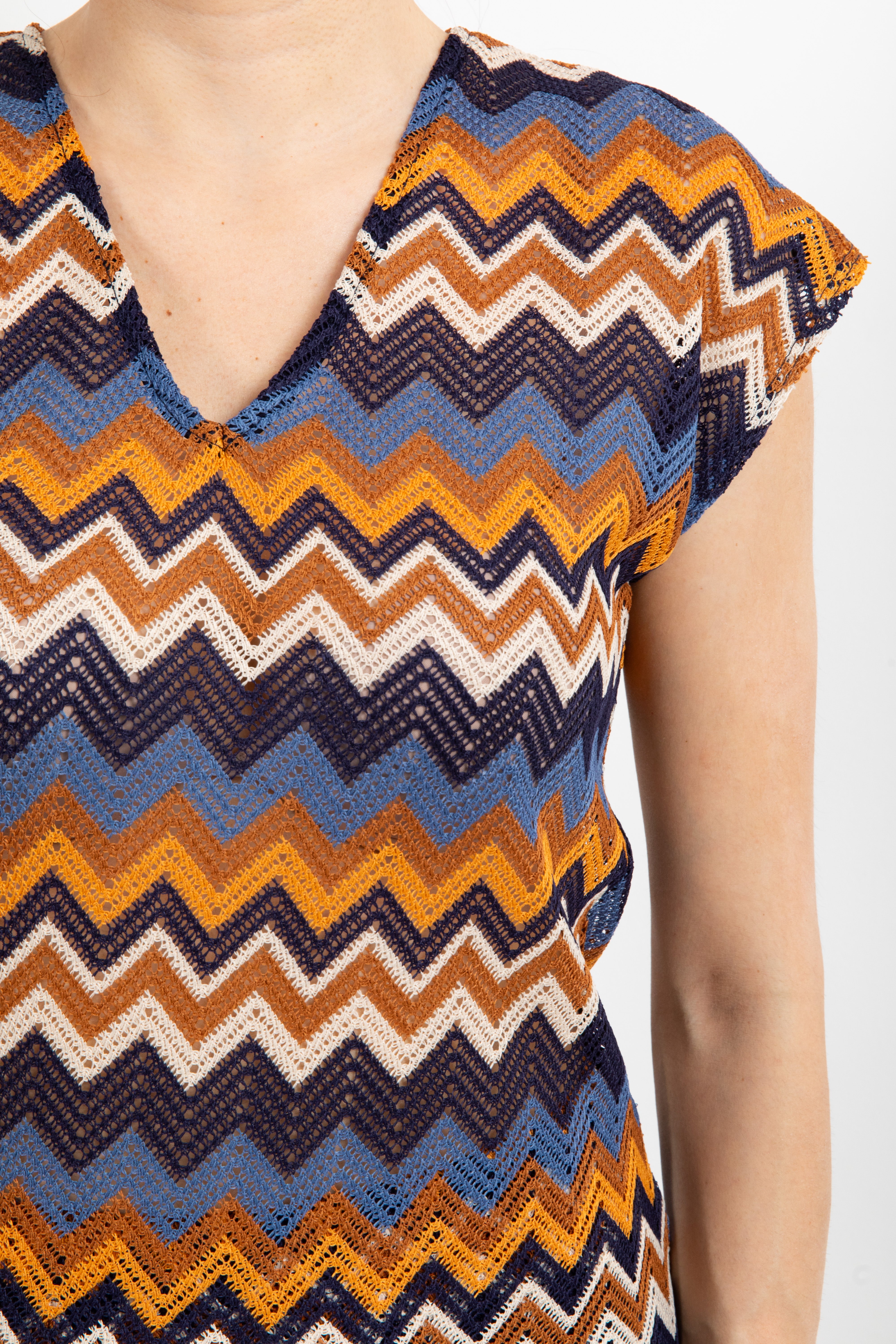 Blusa motivo zig-zag con scollo a "V" Susy Mix
