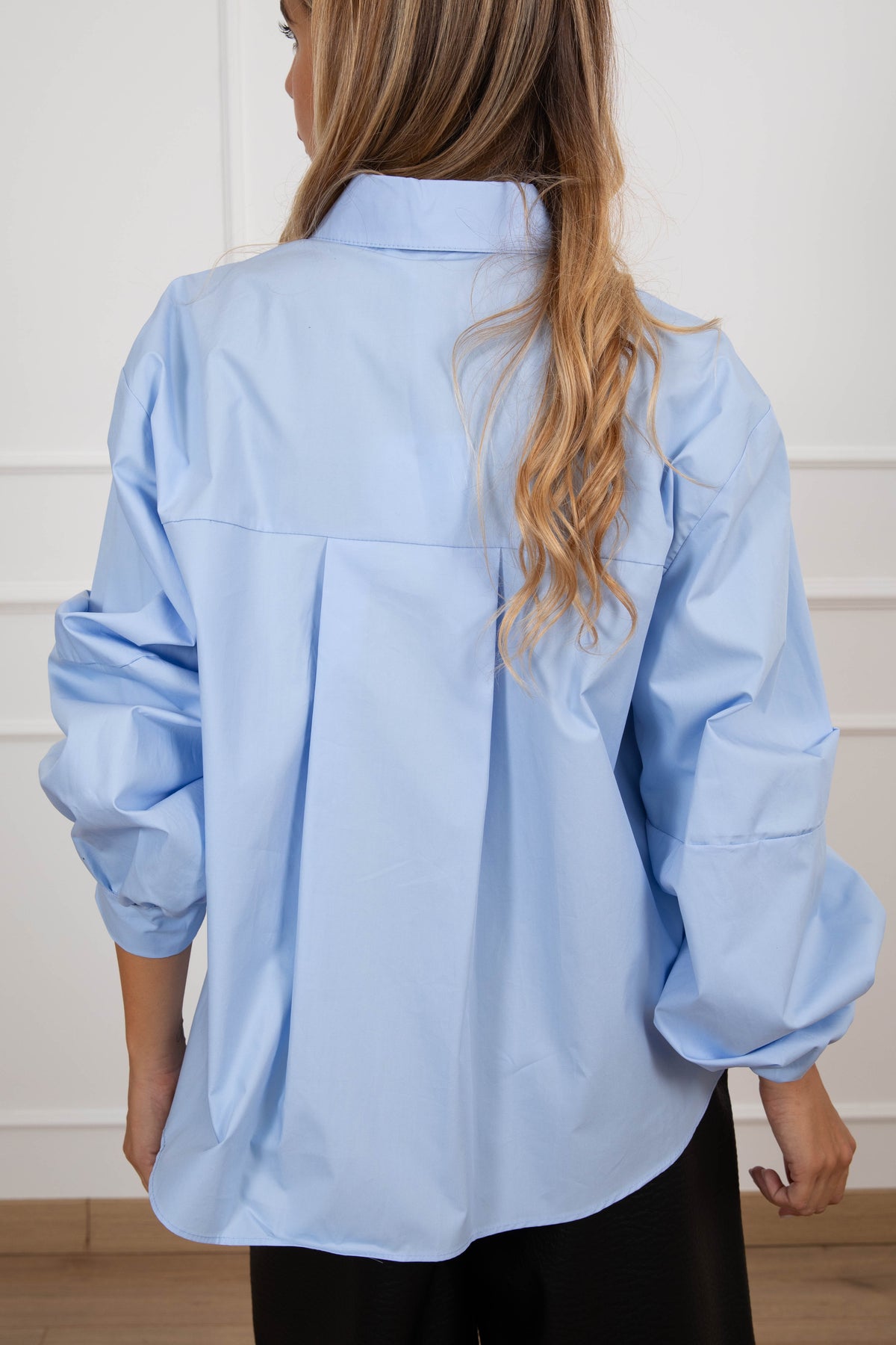 Camicia over-size in popeline manica ballon celeste Susy Mix