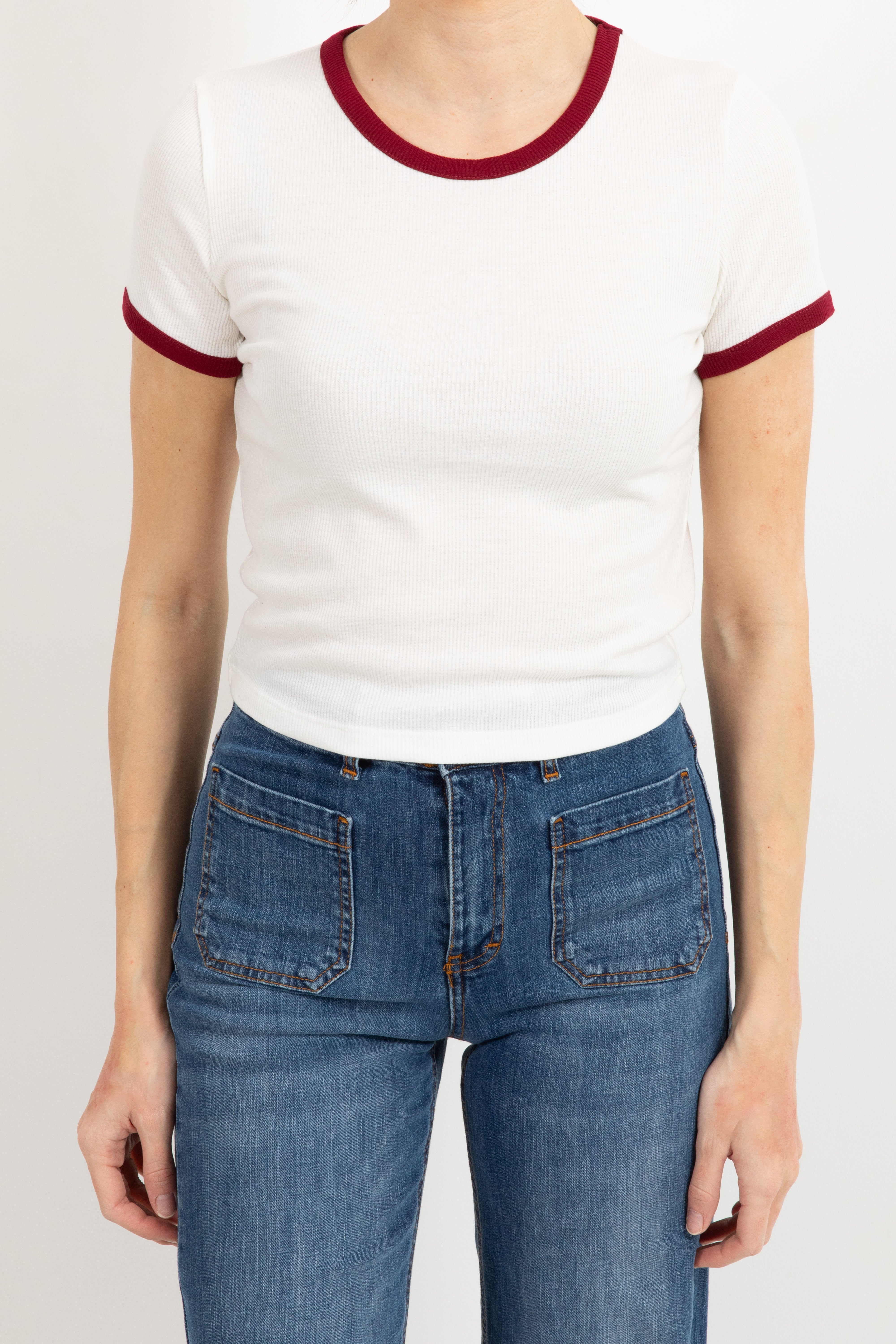 T-shirt a costine con collo a contrasto ViCOLO