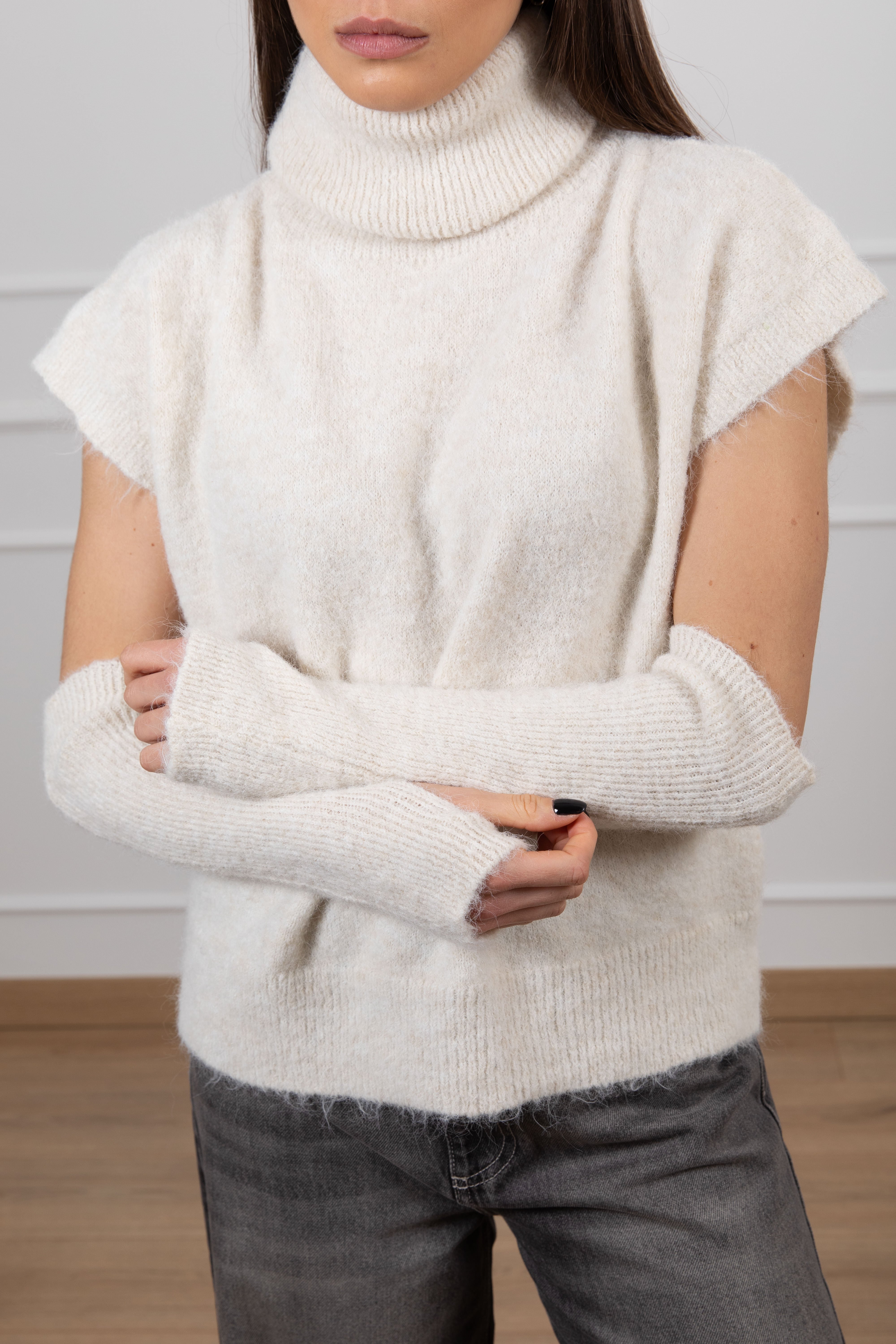 Pull collo alto con manicotti Tensione IN