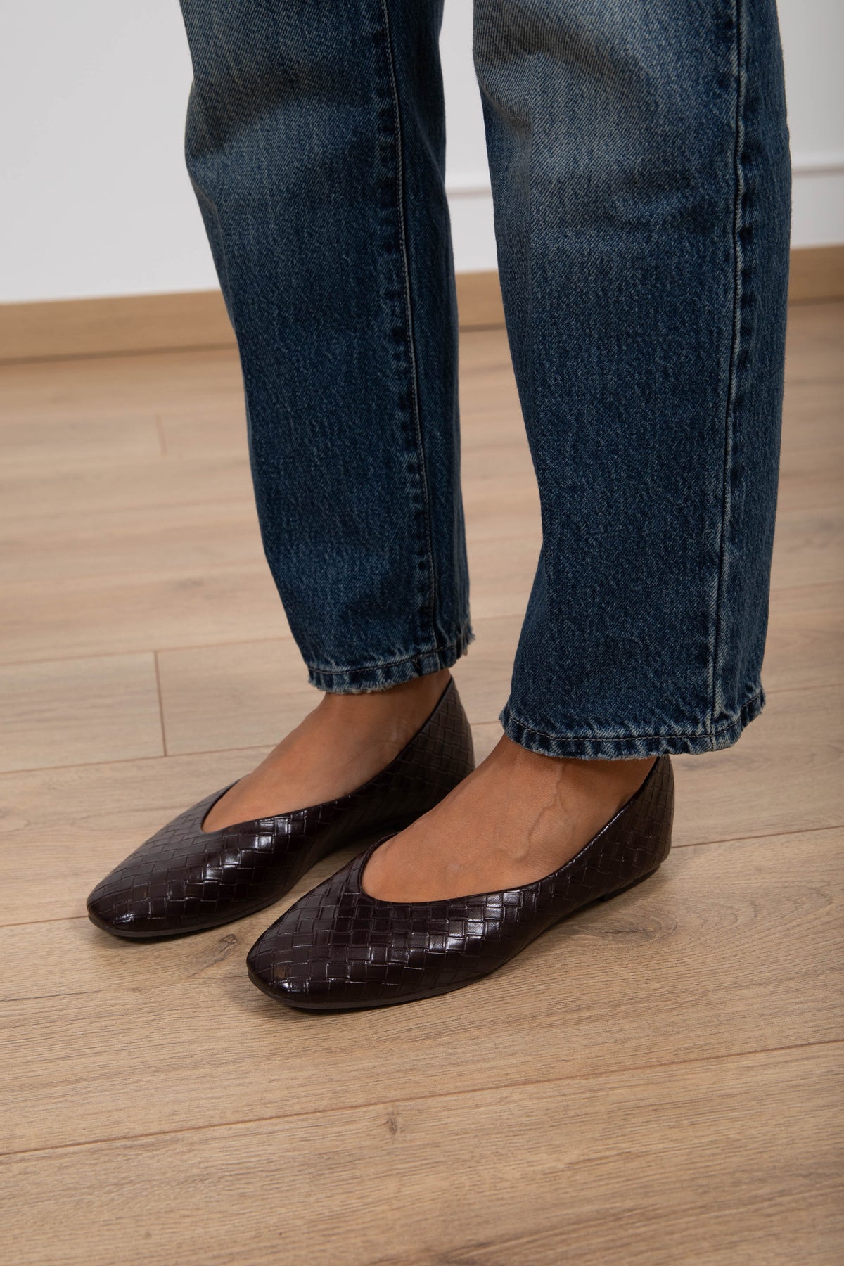 Ballerina intrecciata in eco-pelle variante moro Susy Mix