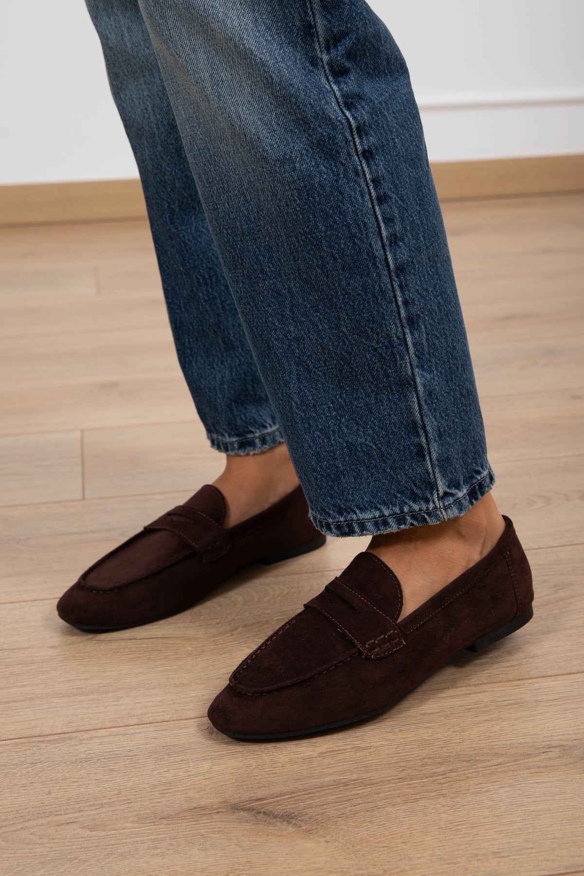 Mocassino in eco-camoscio variante moro Susy Mix