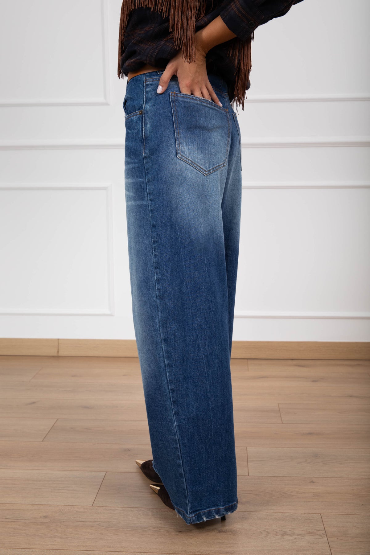 Jeans con cintura fibbia cuoio Tensione IN