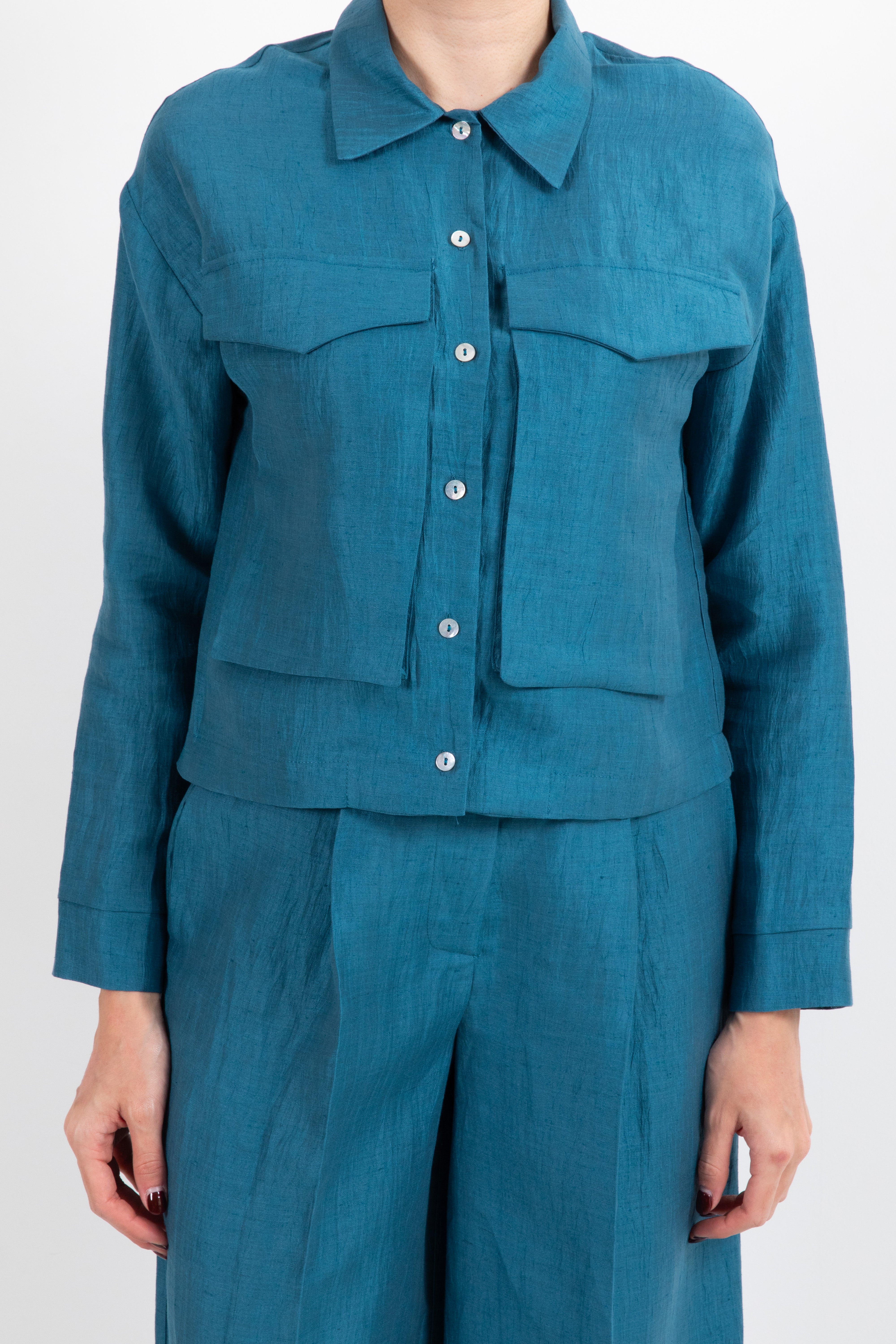 Camicia in lino con tasche ViCOLO