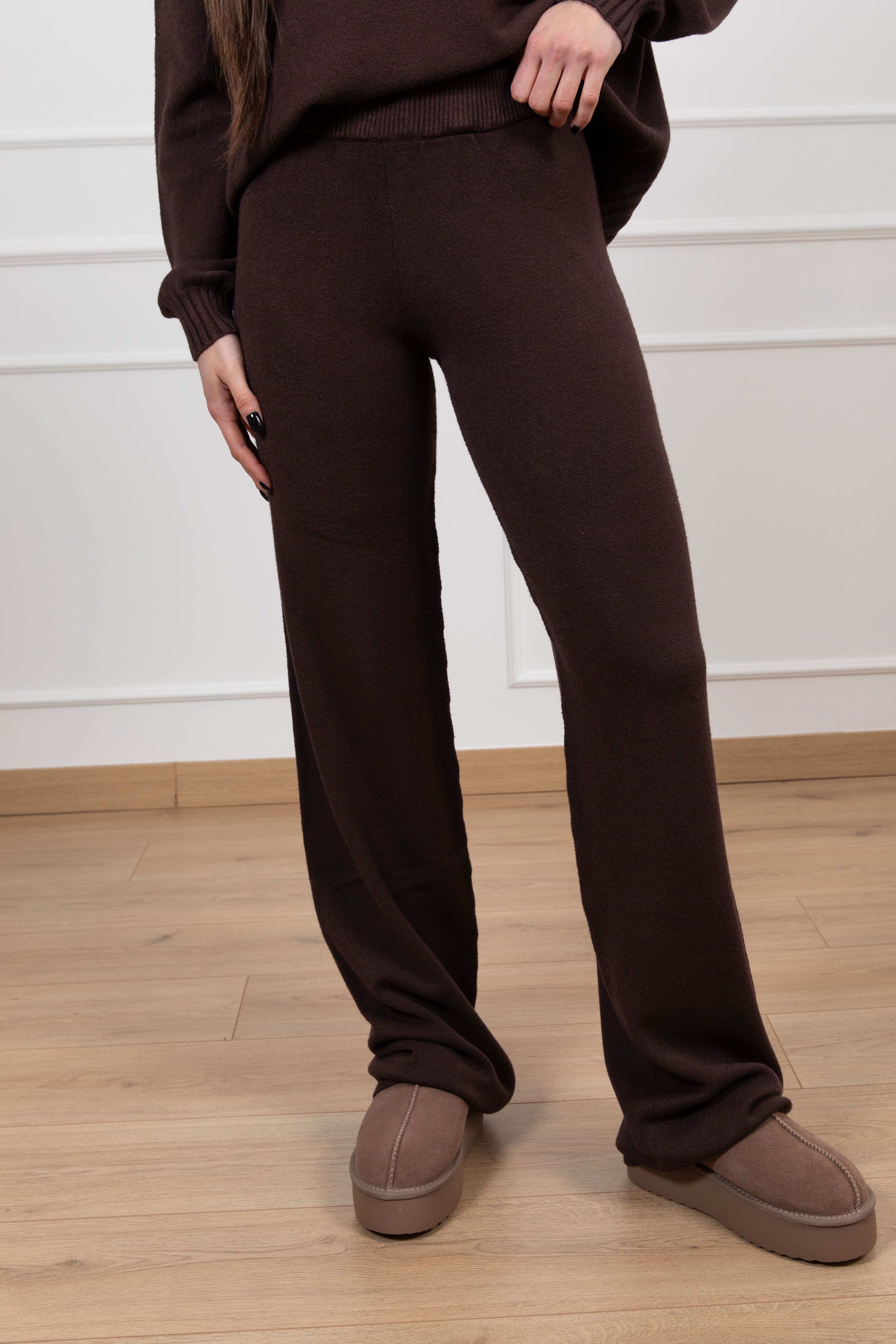 Coordinato in maglia pull mezzo-collo e pantalone gamba dritta Tensione IN