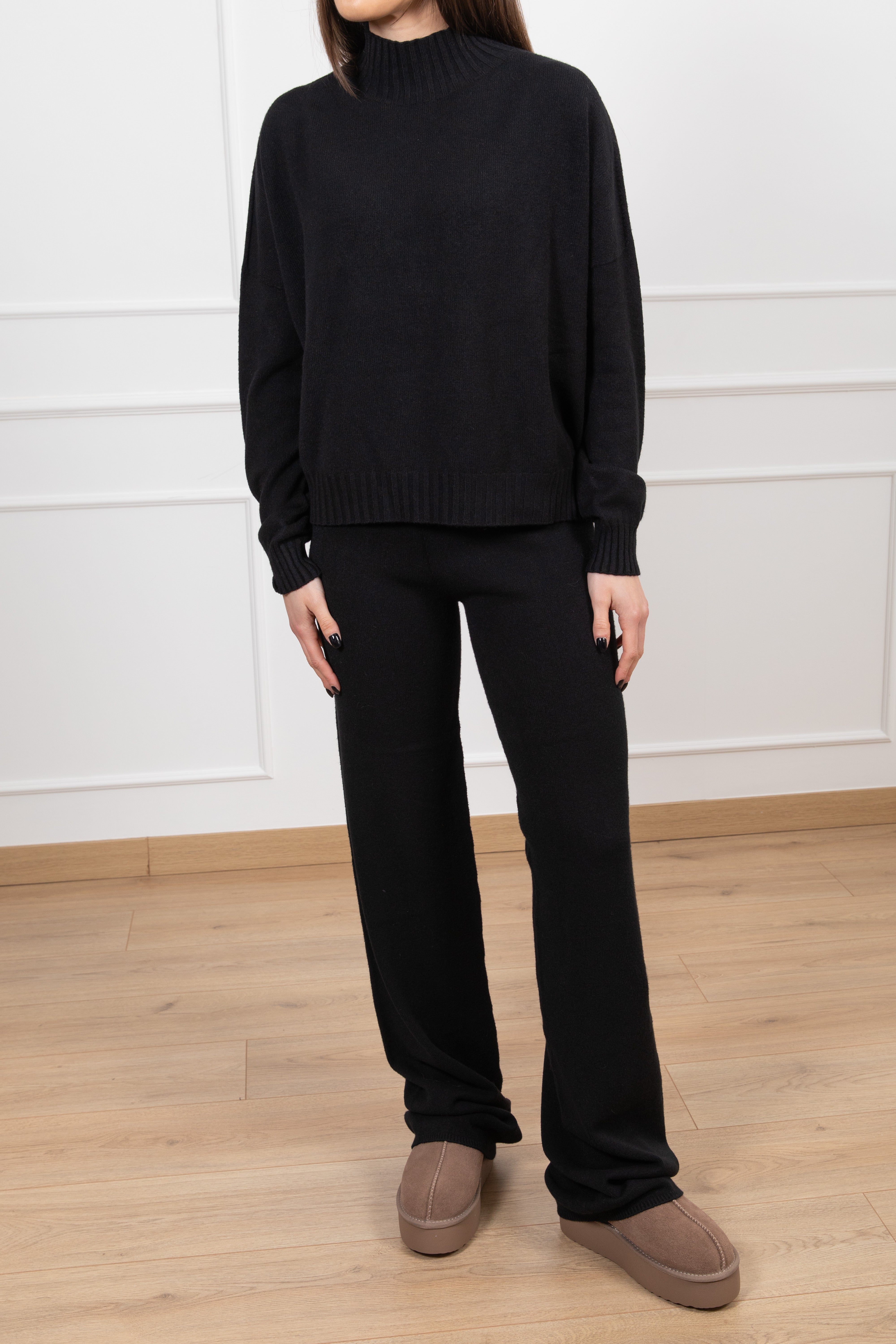 Coordinato in maglia pull mezzo-collo e pantalone gamba dritta Tensione IN