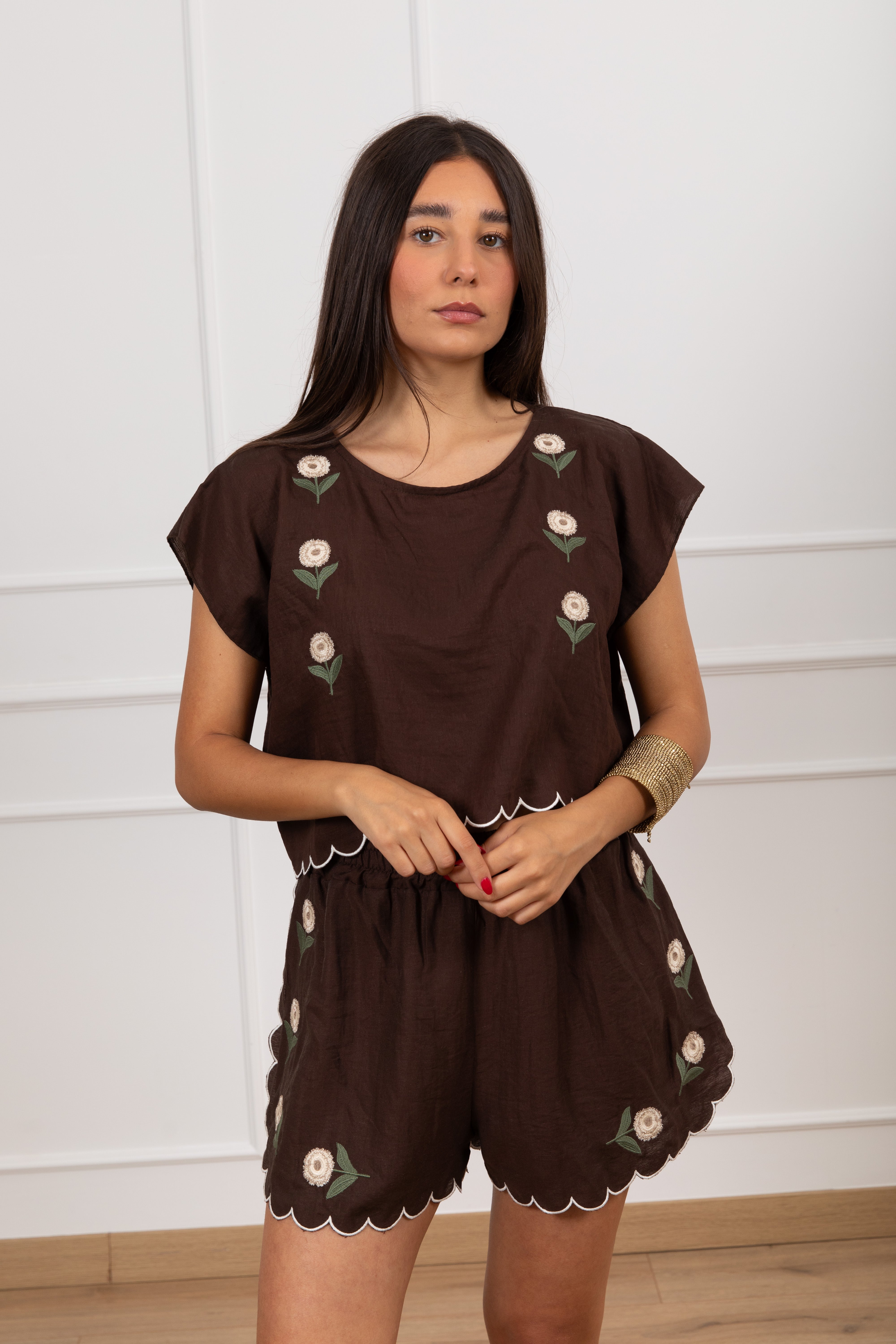 Shorts con ricamo rose Haveone
