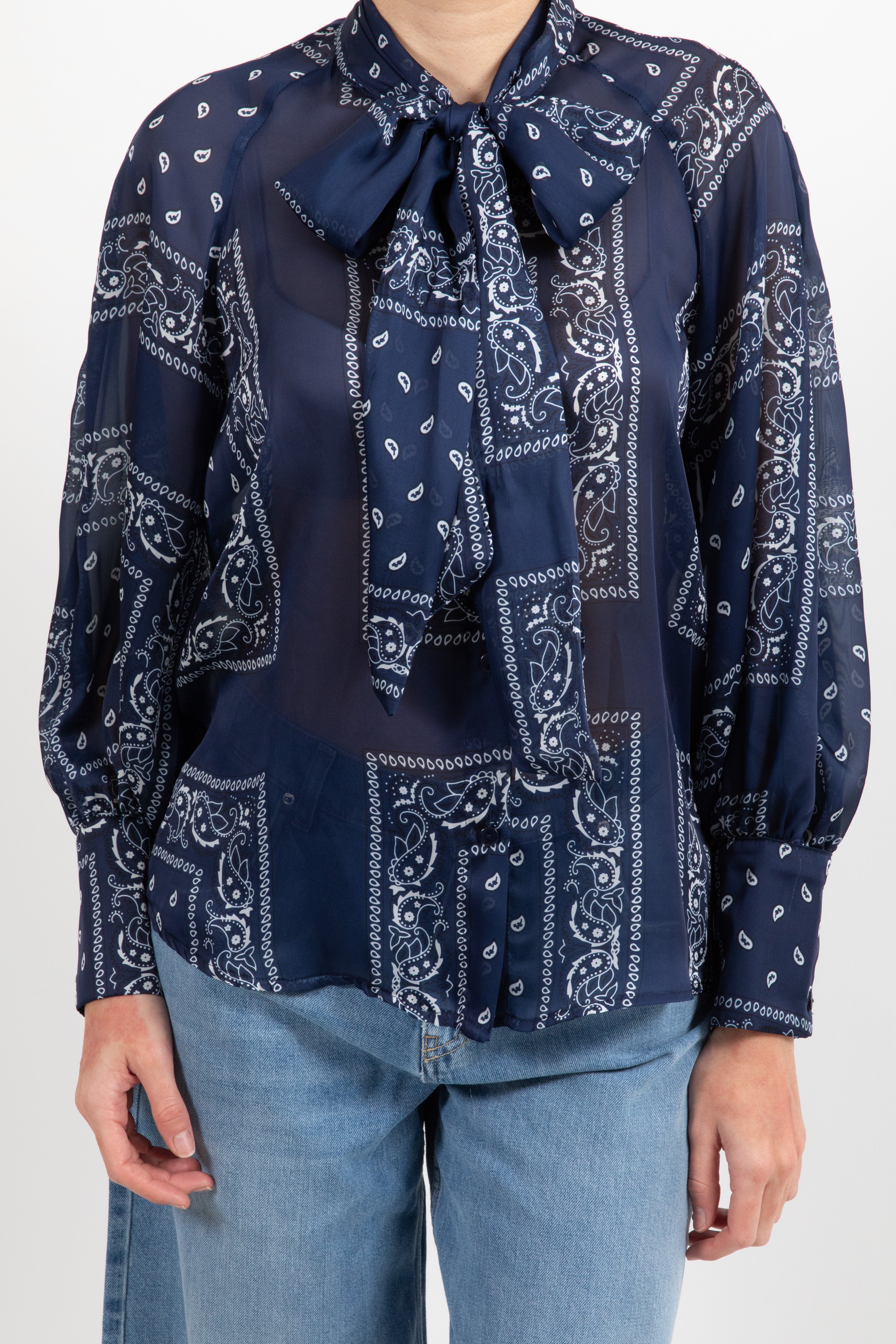 Camicia in viscosa con fiocco fantasia bandana Tensione IN