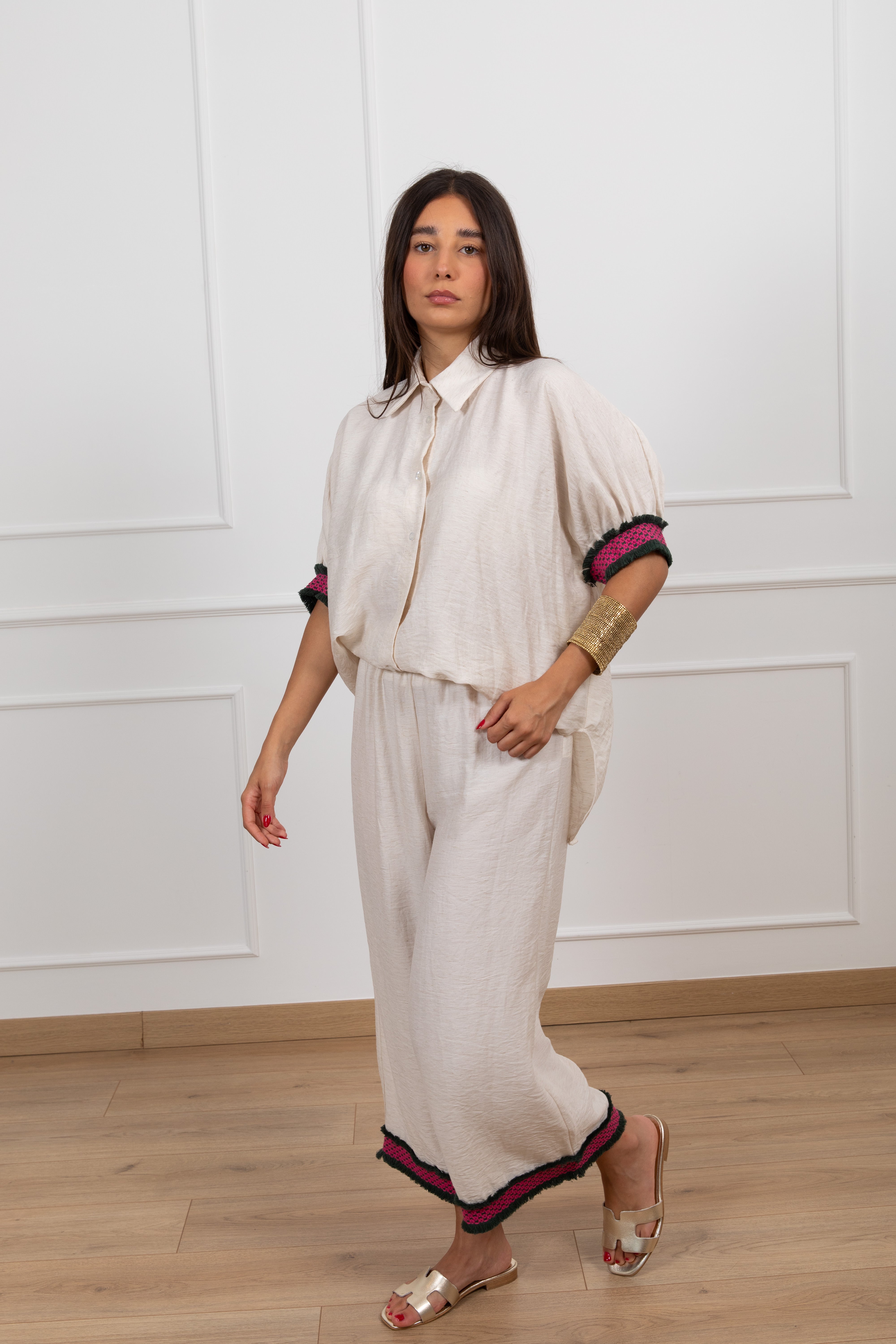 Pantalone in lino 3/4 con passamaneria Haveone