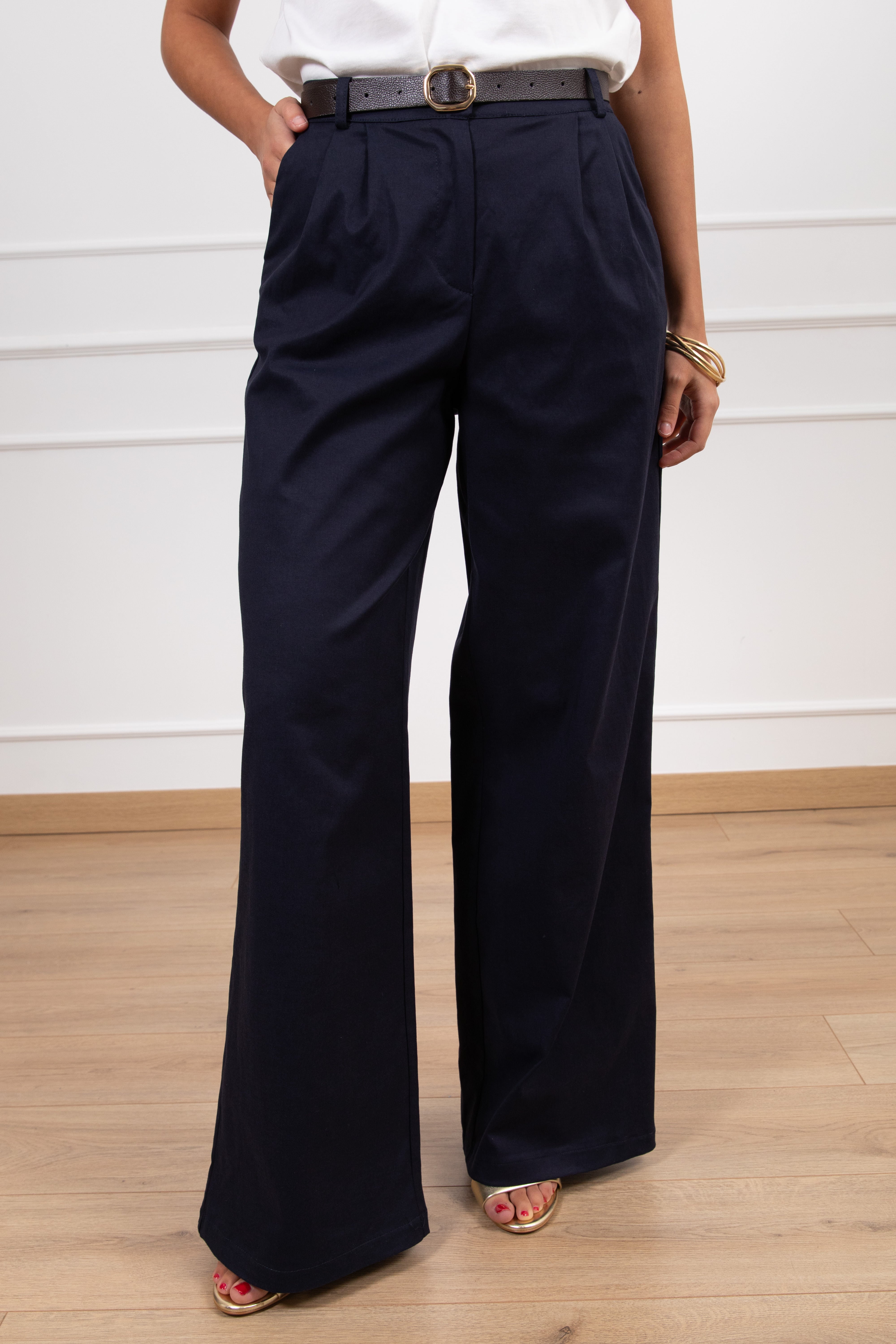 Pantalone gamba dritta con pinces ViCOLO