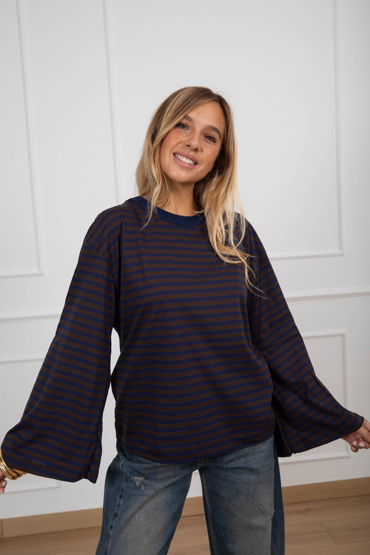 T-shirt manica lunga svasata a righe Tensione IN