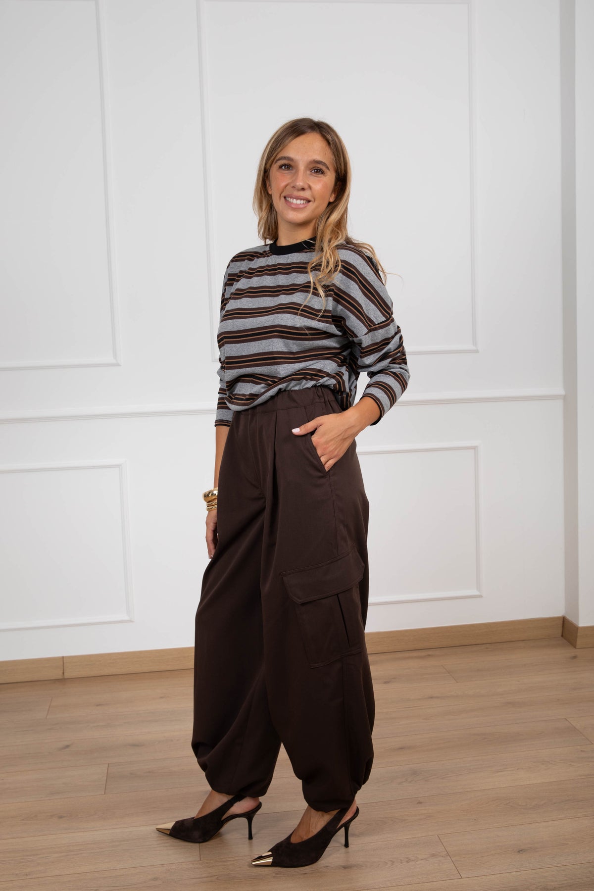 Pantalone cargo con elastico variante fondente ViCOLO