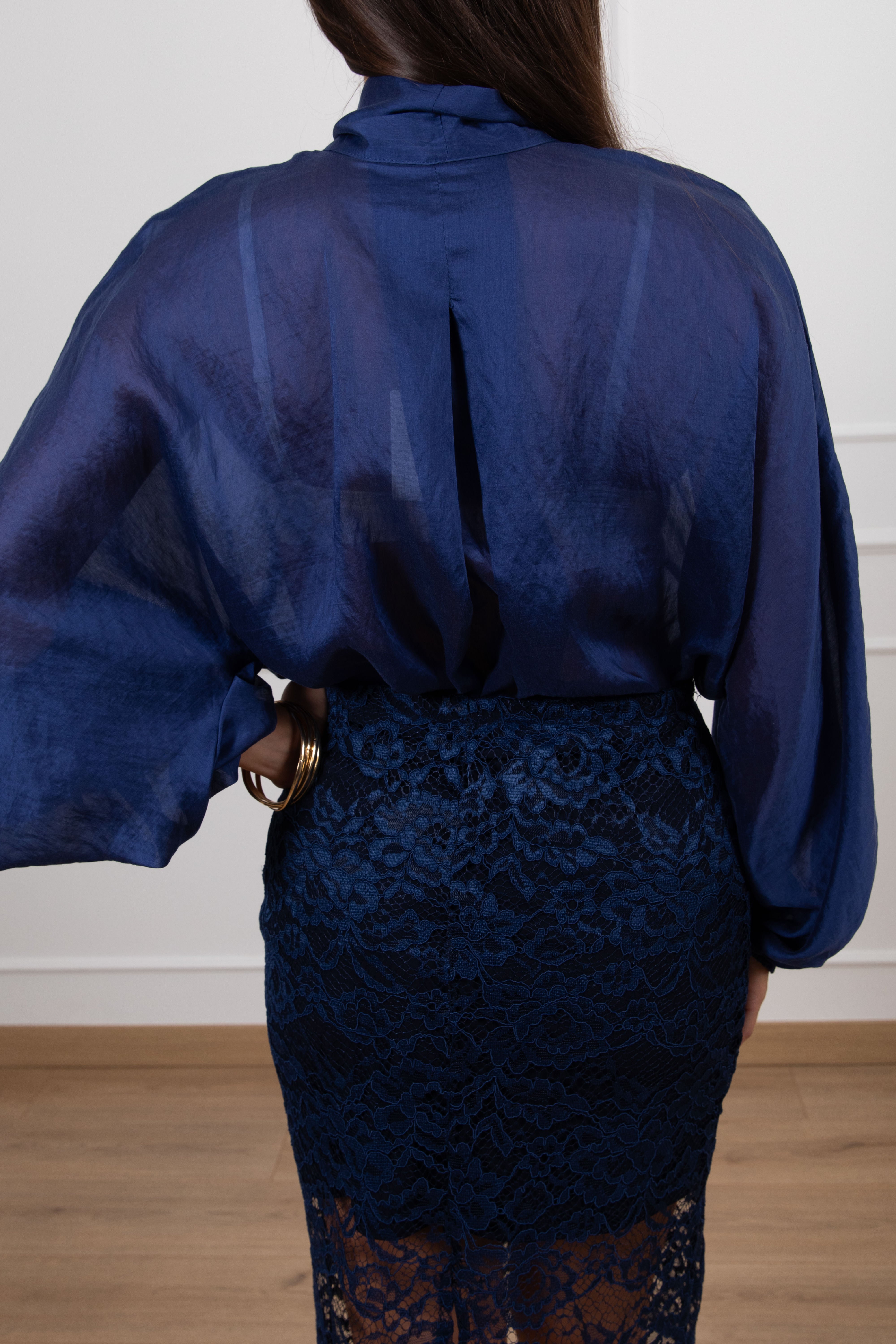 Camicia in lyocell con fiocco Tensione IN