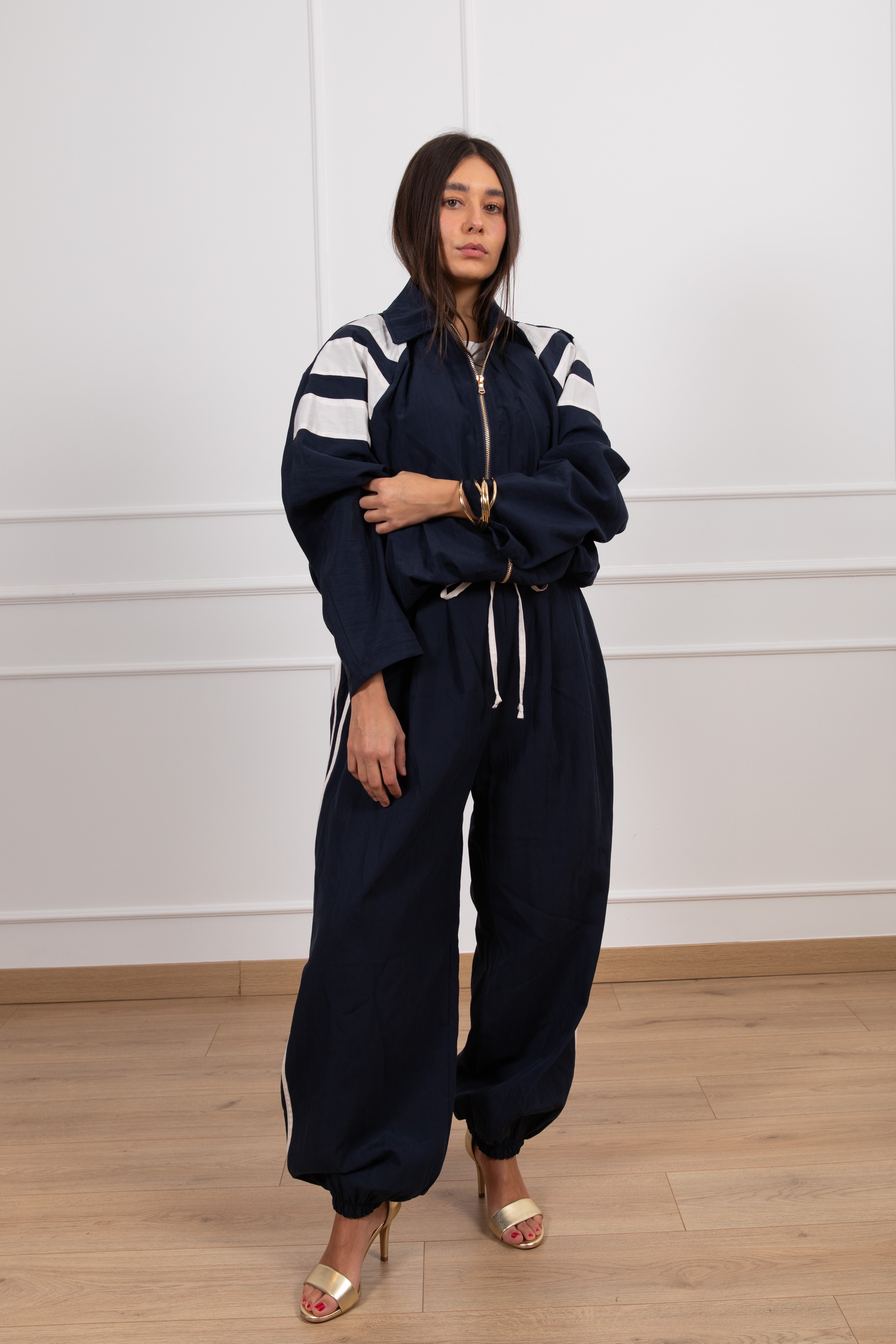 Pantalone in lyocell con elastico sul fondo e riga laterale ViCOLO