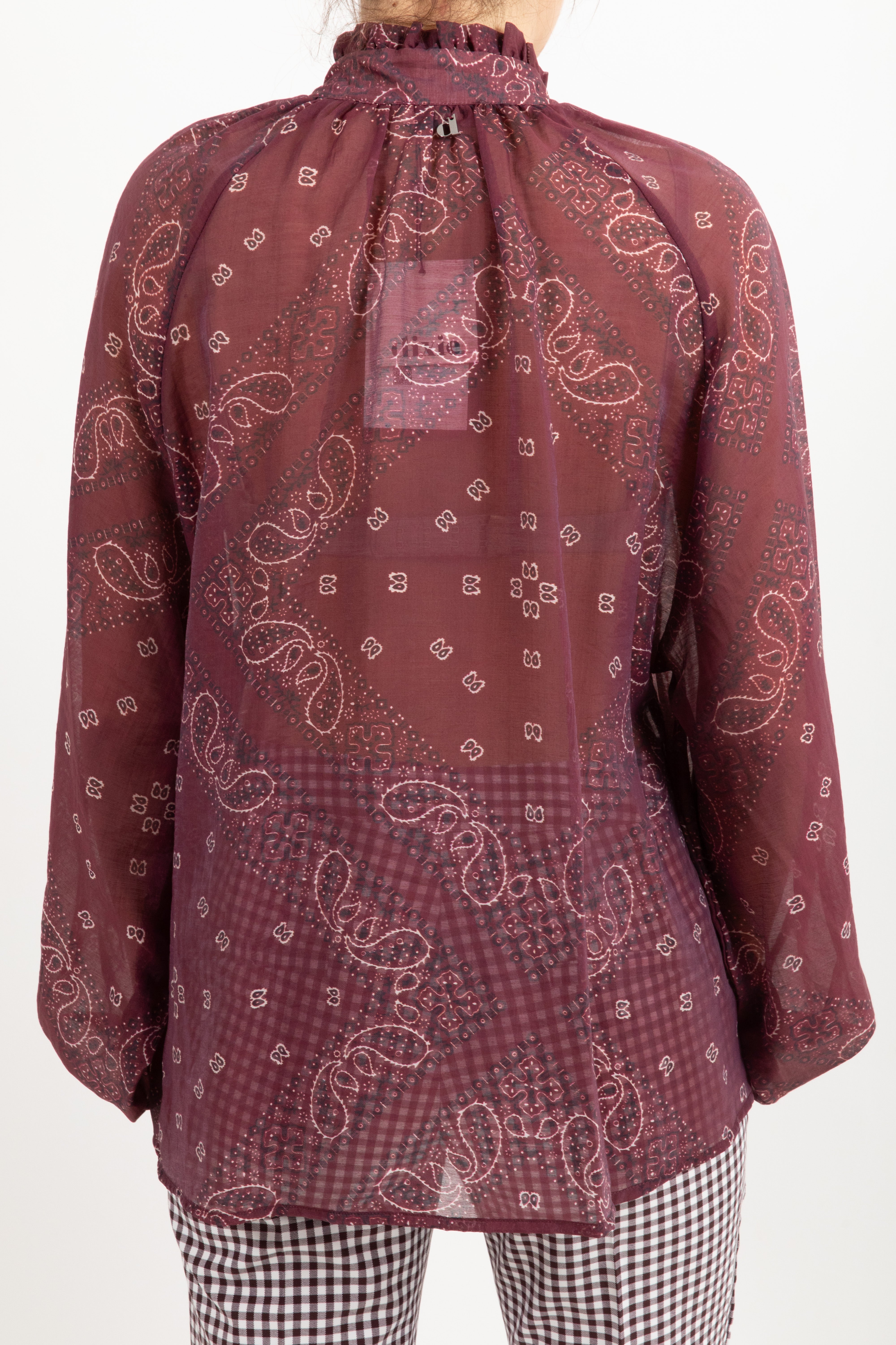 Blusa in lyocell fantasia bandana con nappine Dixie