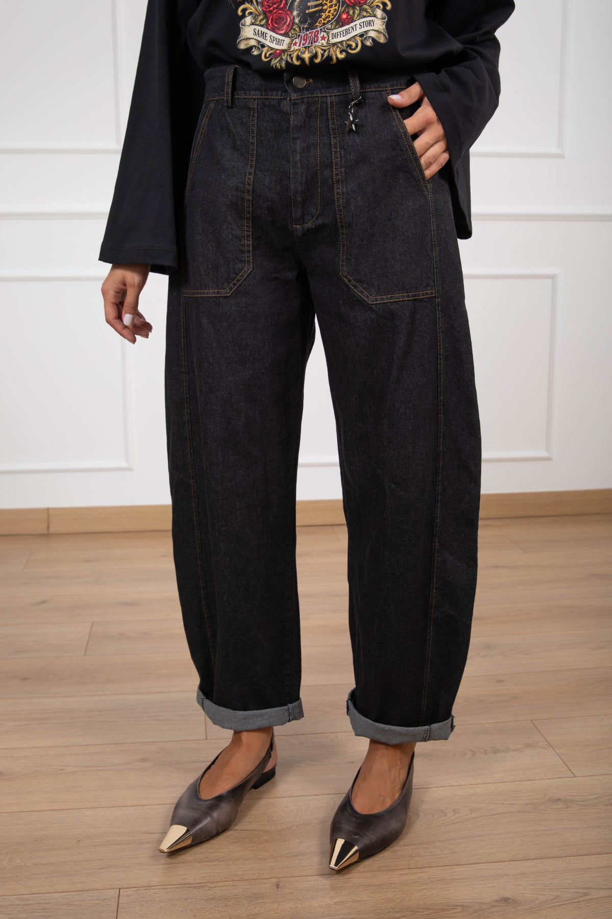 Jeans egg-fit in tela originale con elastico sul retro Susy Mix