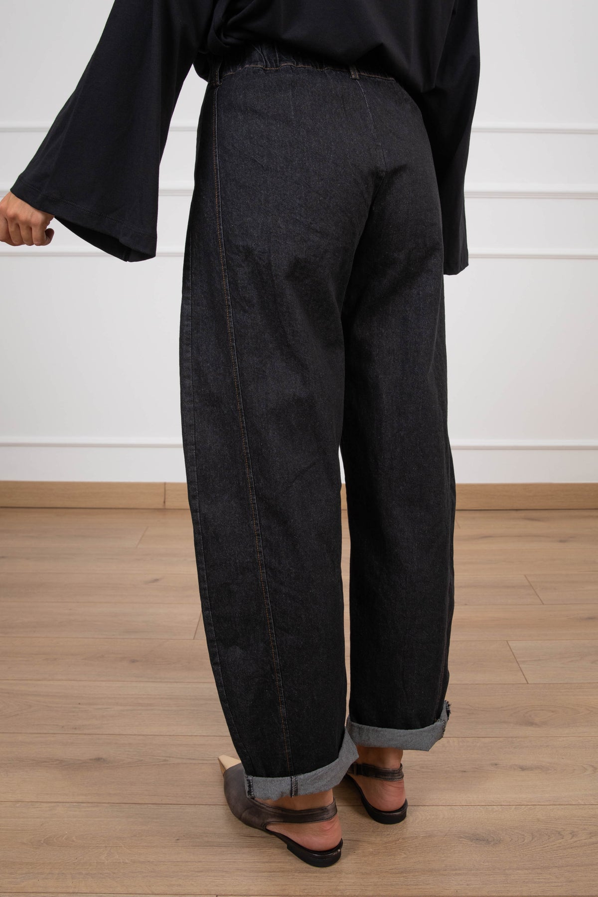 Jeans egg-fit in tela originale con elastico sul retro Susy Mix