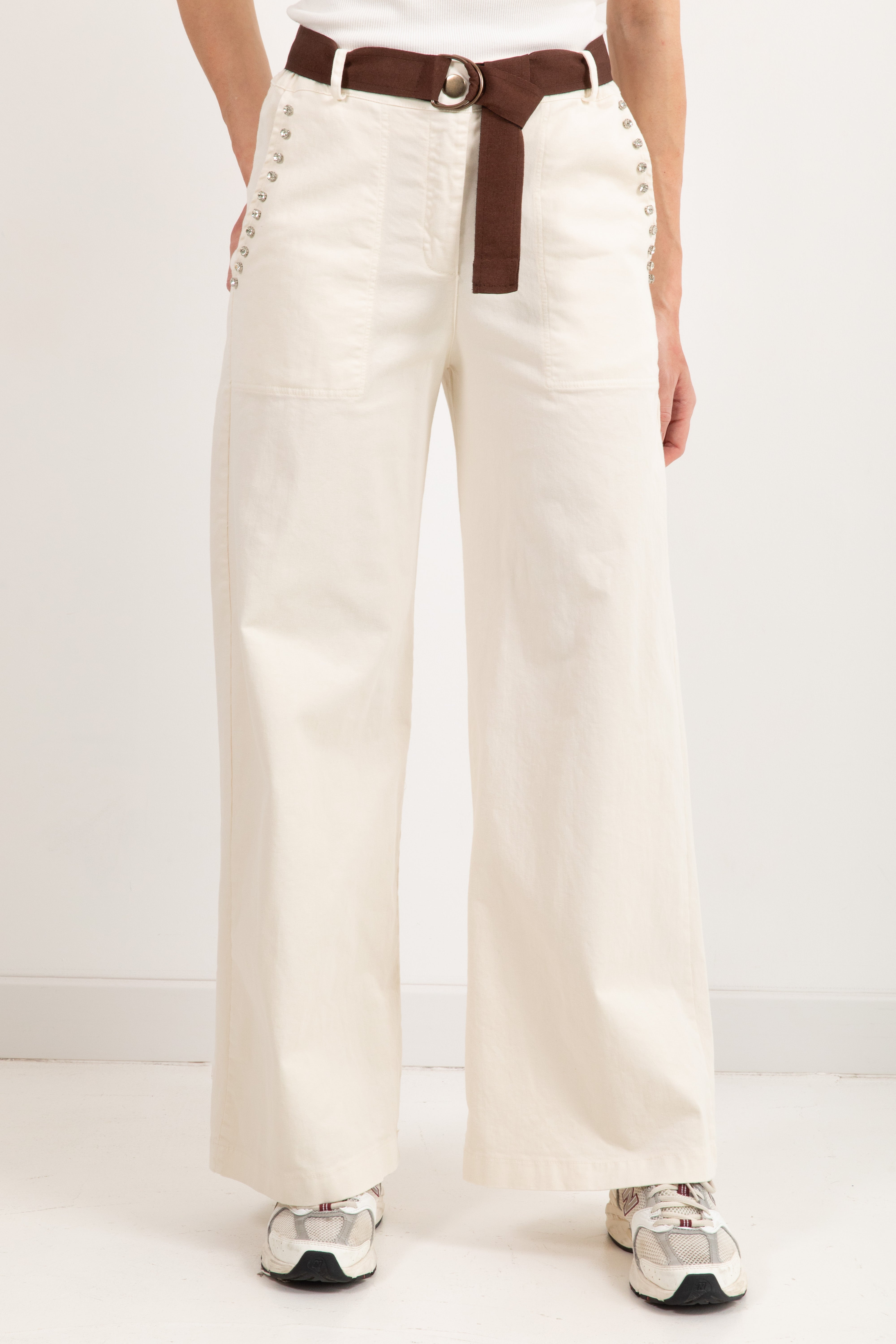 Pantalone gamba dritta con applicazione pietre Dixie