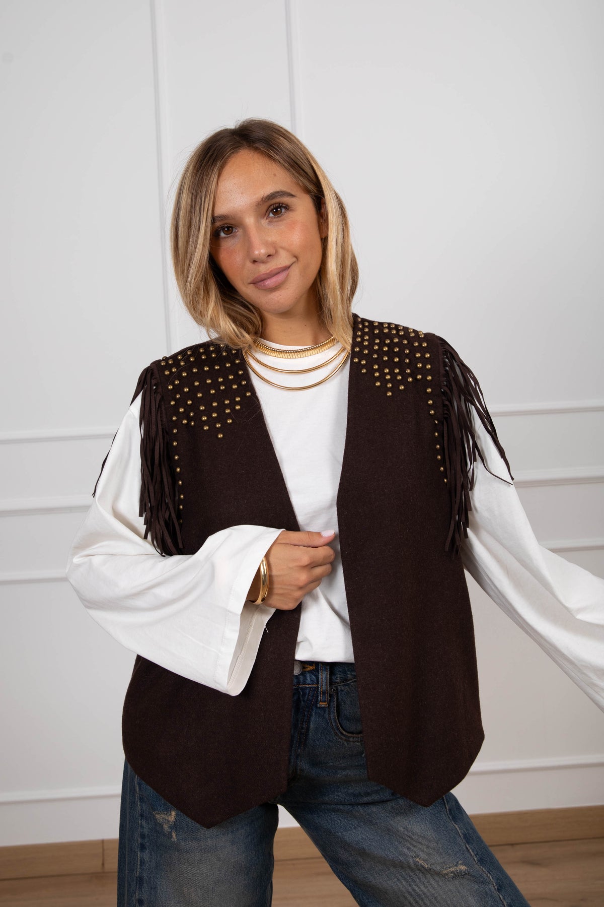 Gilet misto lana con borchie e frange variante moro ViCOLO