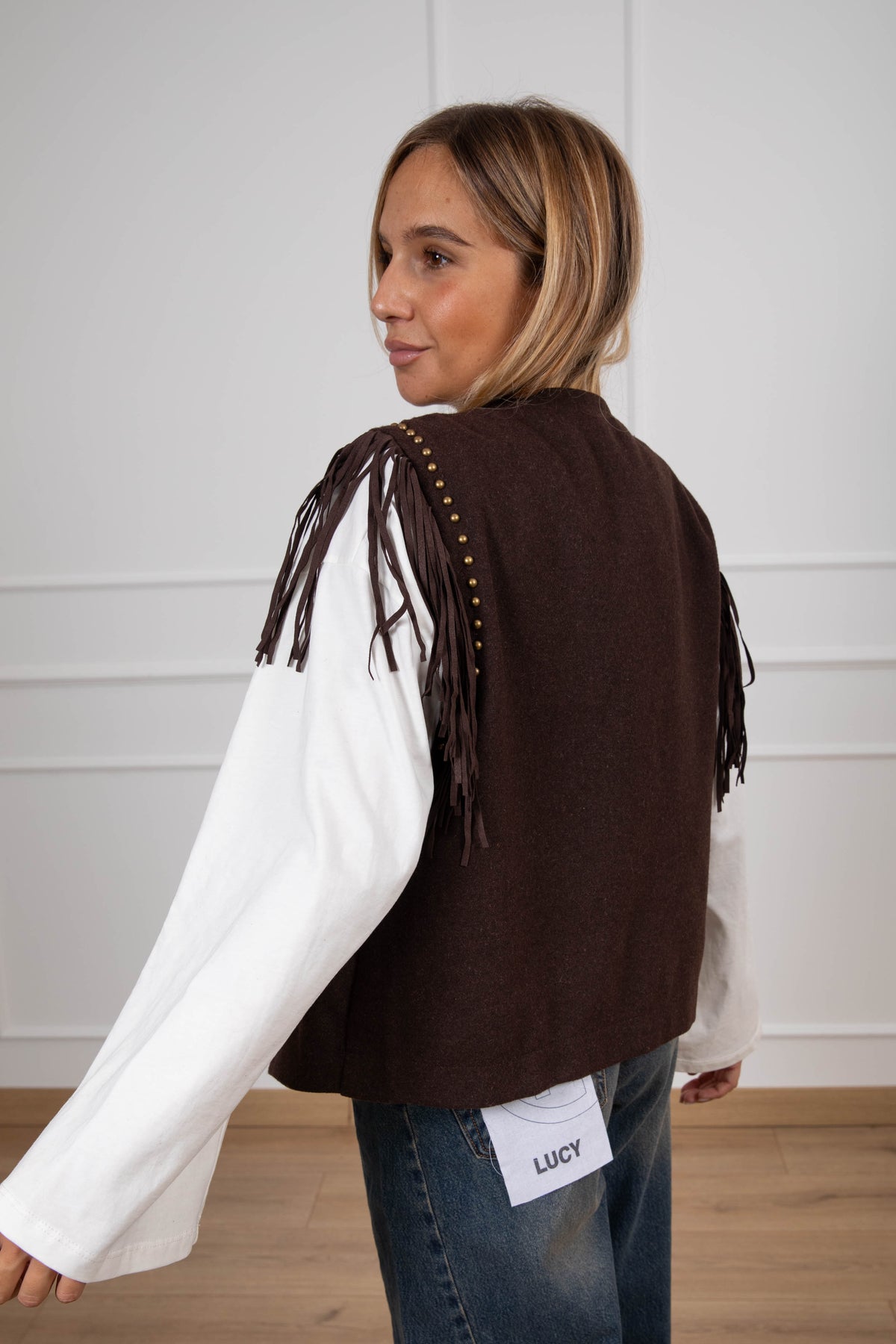 Gilet misto lana con borchie e frange variante moro ViCOLO