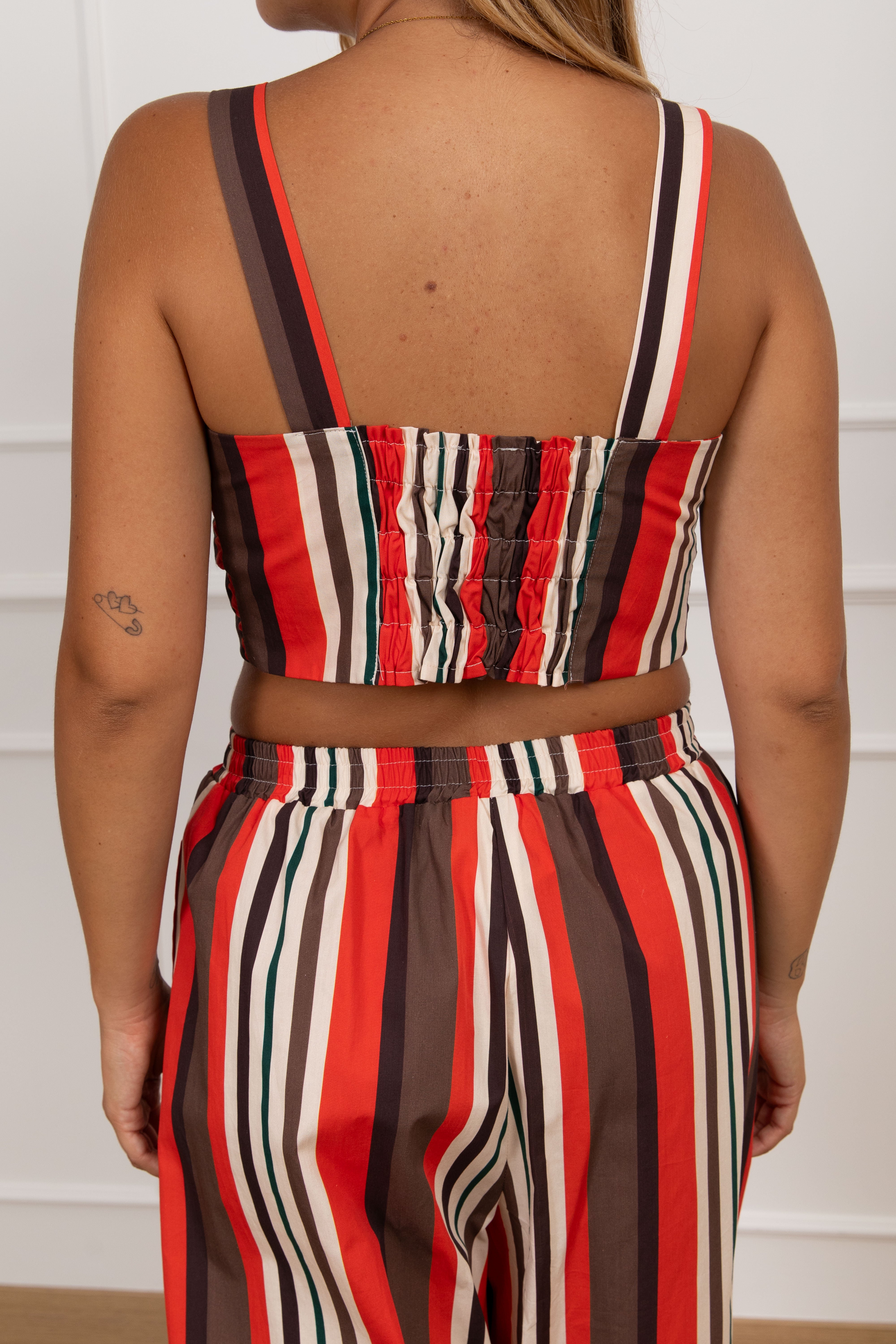 Top a righe in cotone con nodo ViCOLO