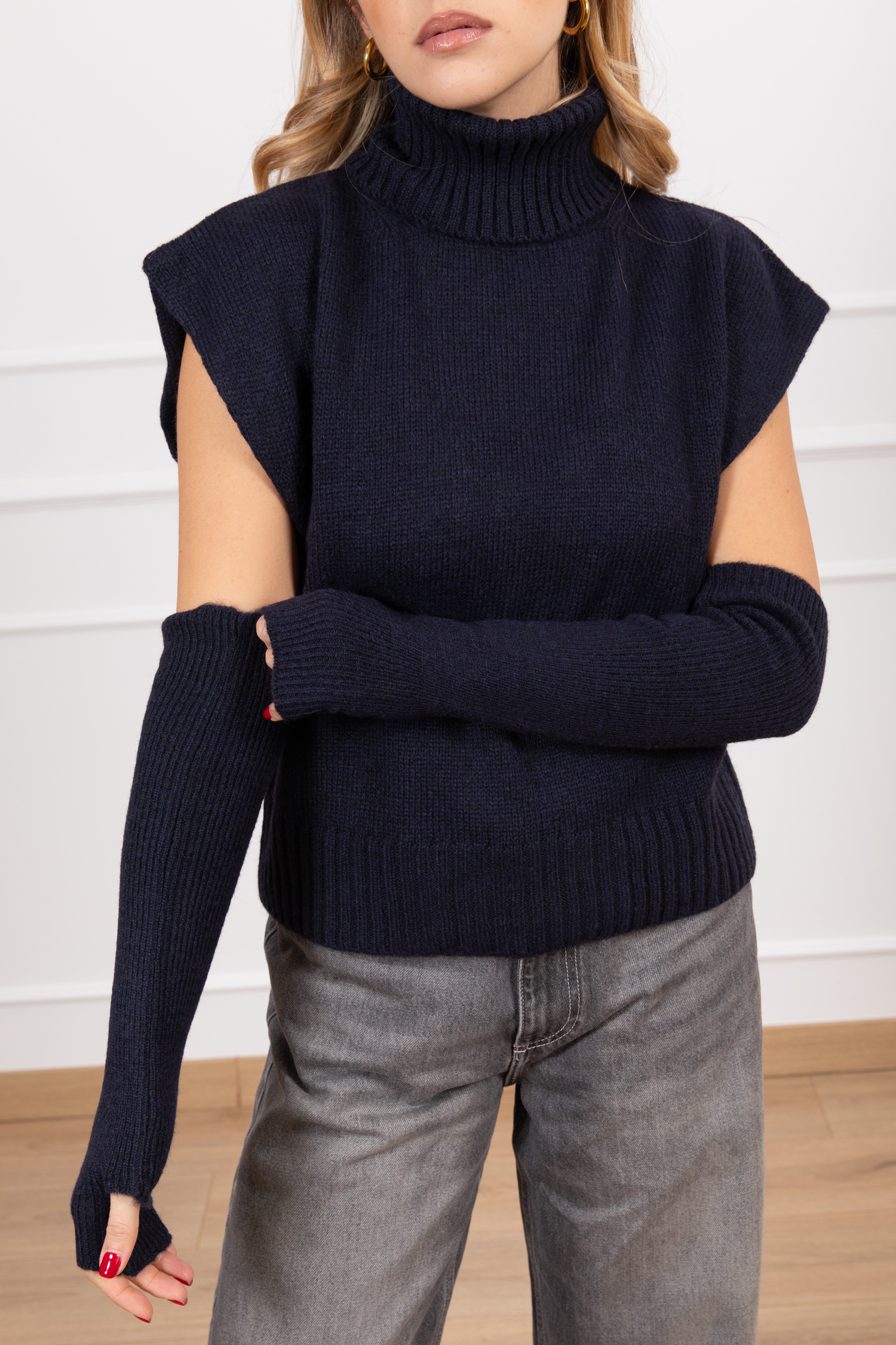 Pull a collo alto con manicotti Tensione IN