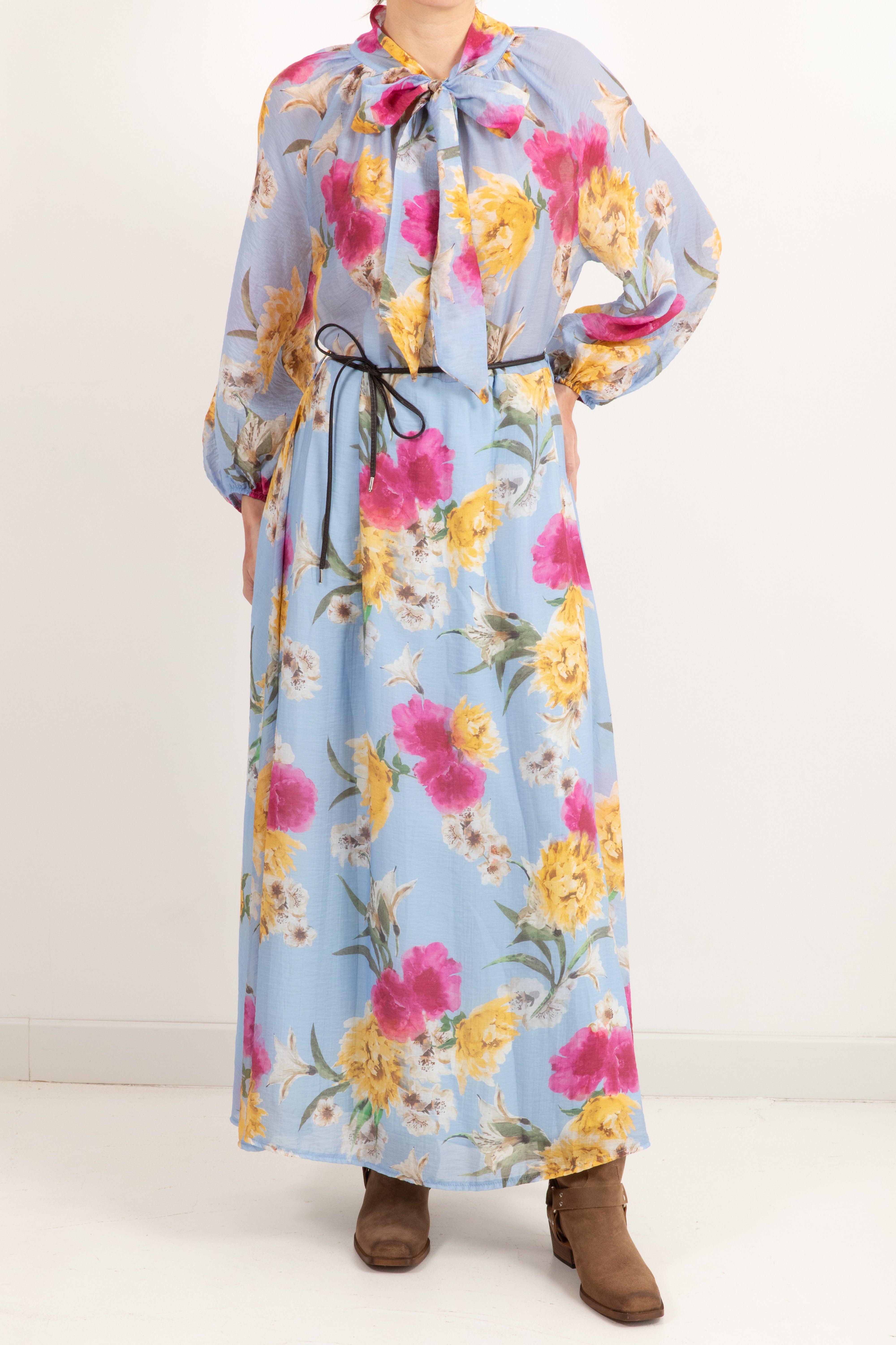 Abito lungo fantasia flowers in tencel con fiocco Tensione IN